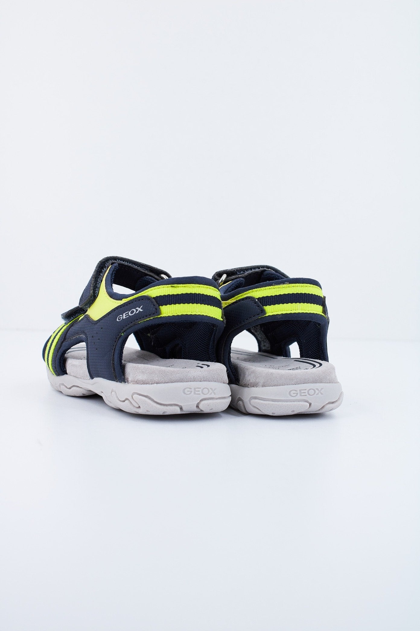 GEOX B SANDAL FLAFFEE BOY en color C  (3)