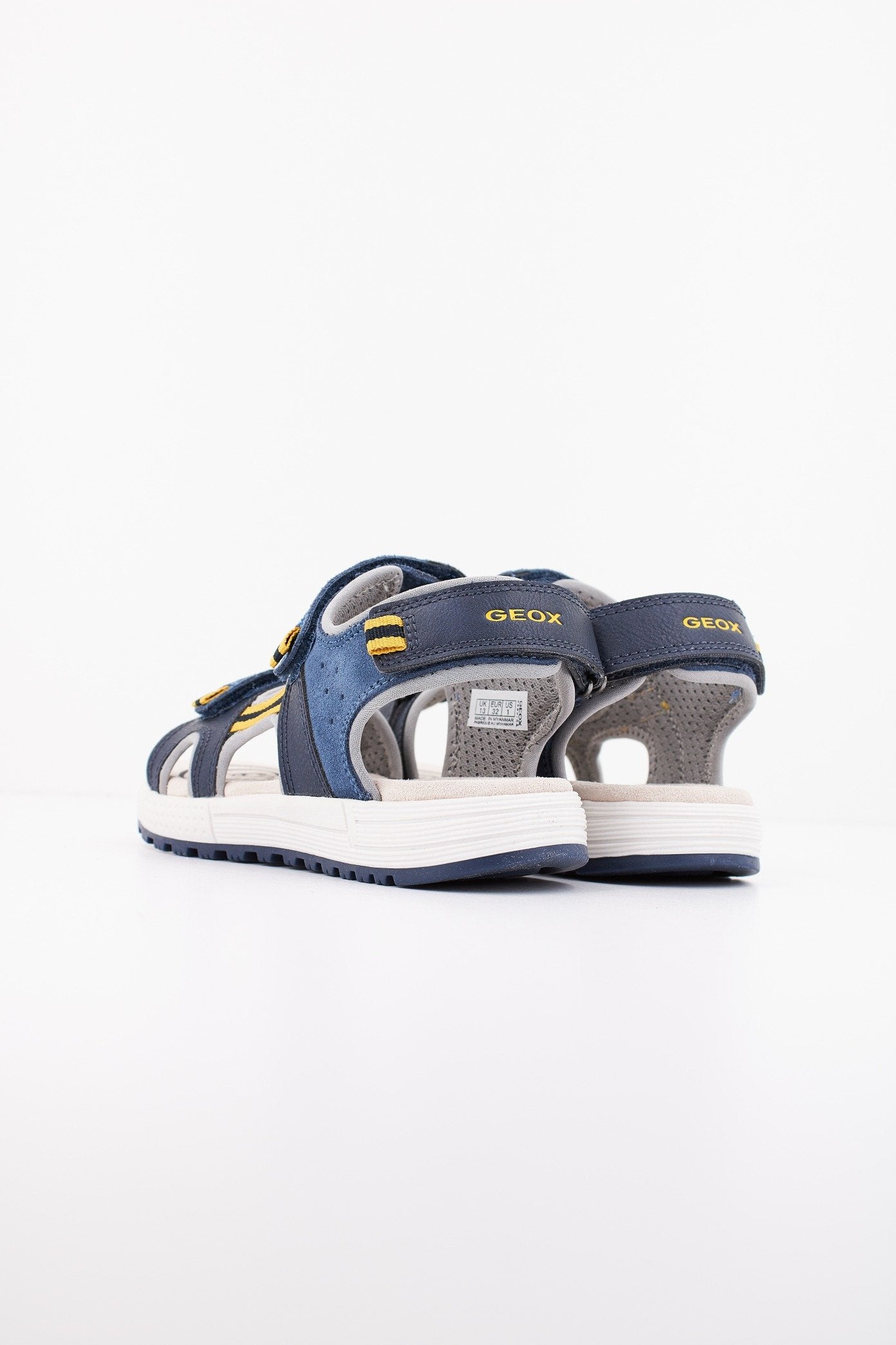 GEOX J SANDAL ALBEN BOY en color CBG  (3)