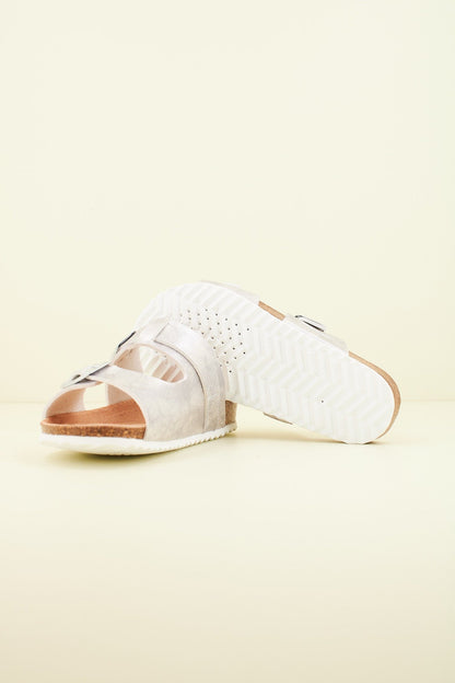 GEOX J ADRIEL GIRL en color C  (4)
