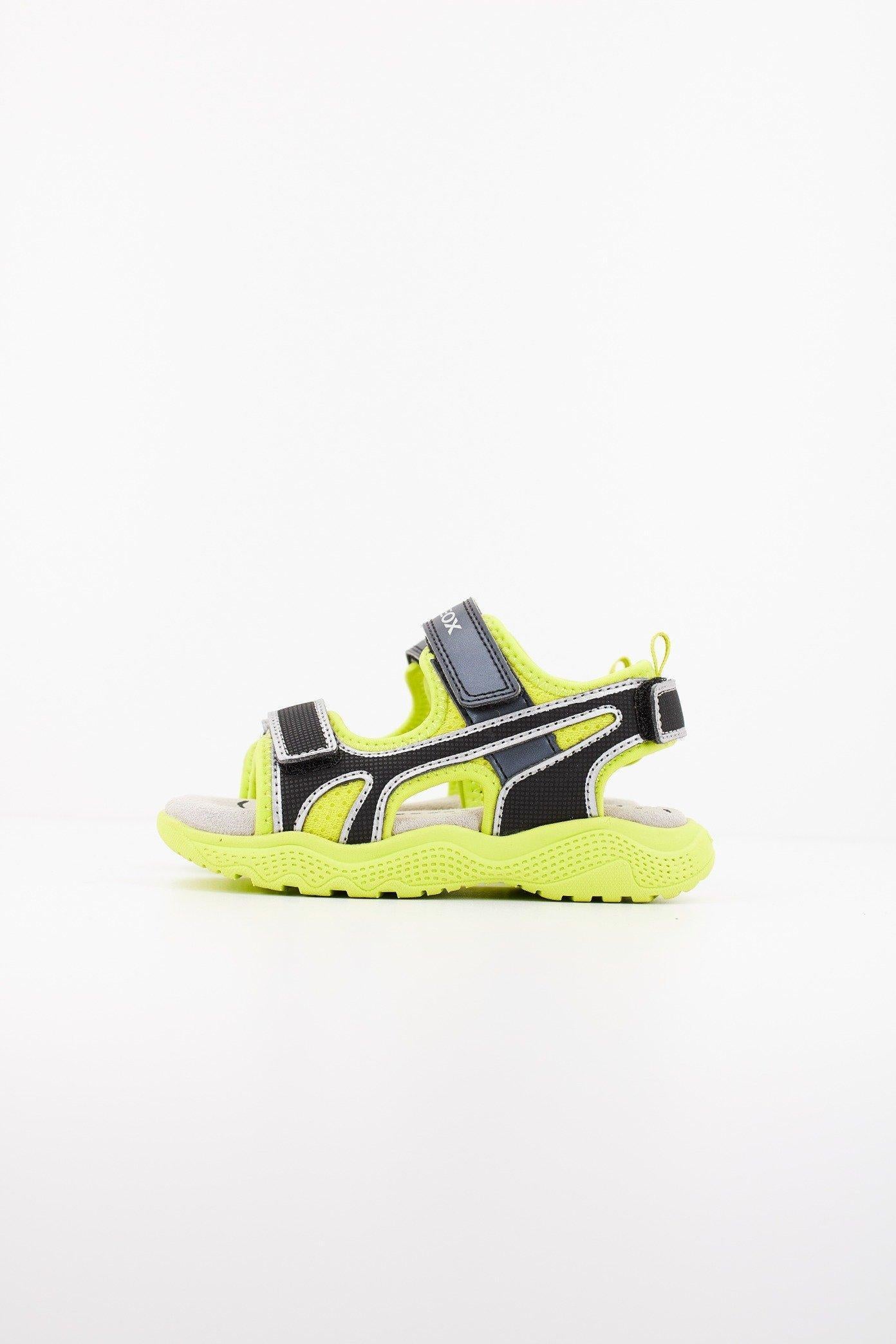 GEOX J SANDAL SPLUSH BOY en color C  (1)
