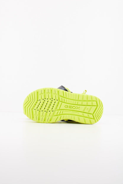 GEOX J SANDAL SPLUSH BOY en color C  (4)