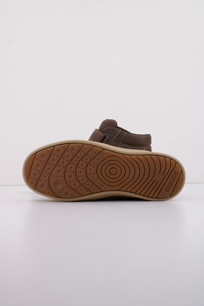 GEOX J ARZACH en color C  (5)