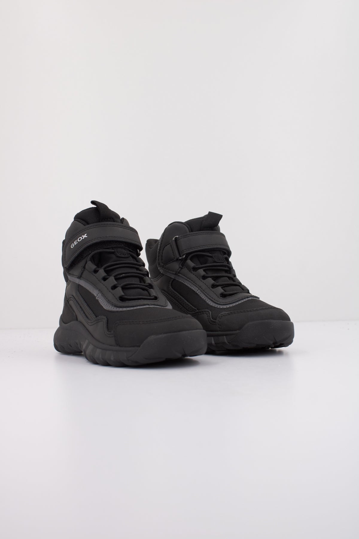 GEOX J SIMBYOS BOY B ABX en color C  (2)