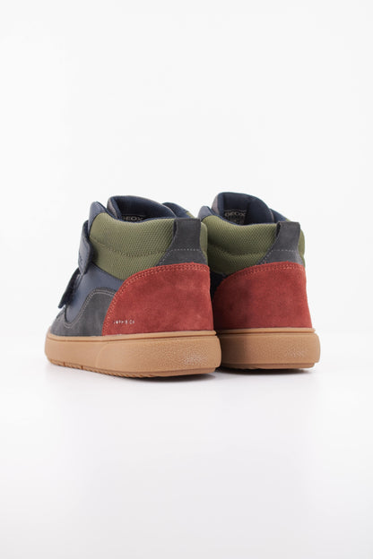 GEOX JLEA  J  en color C  (4)