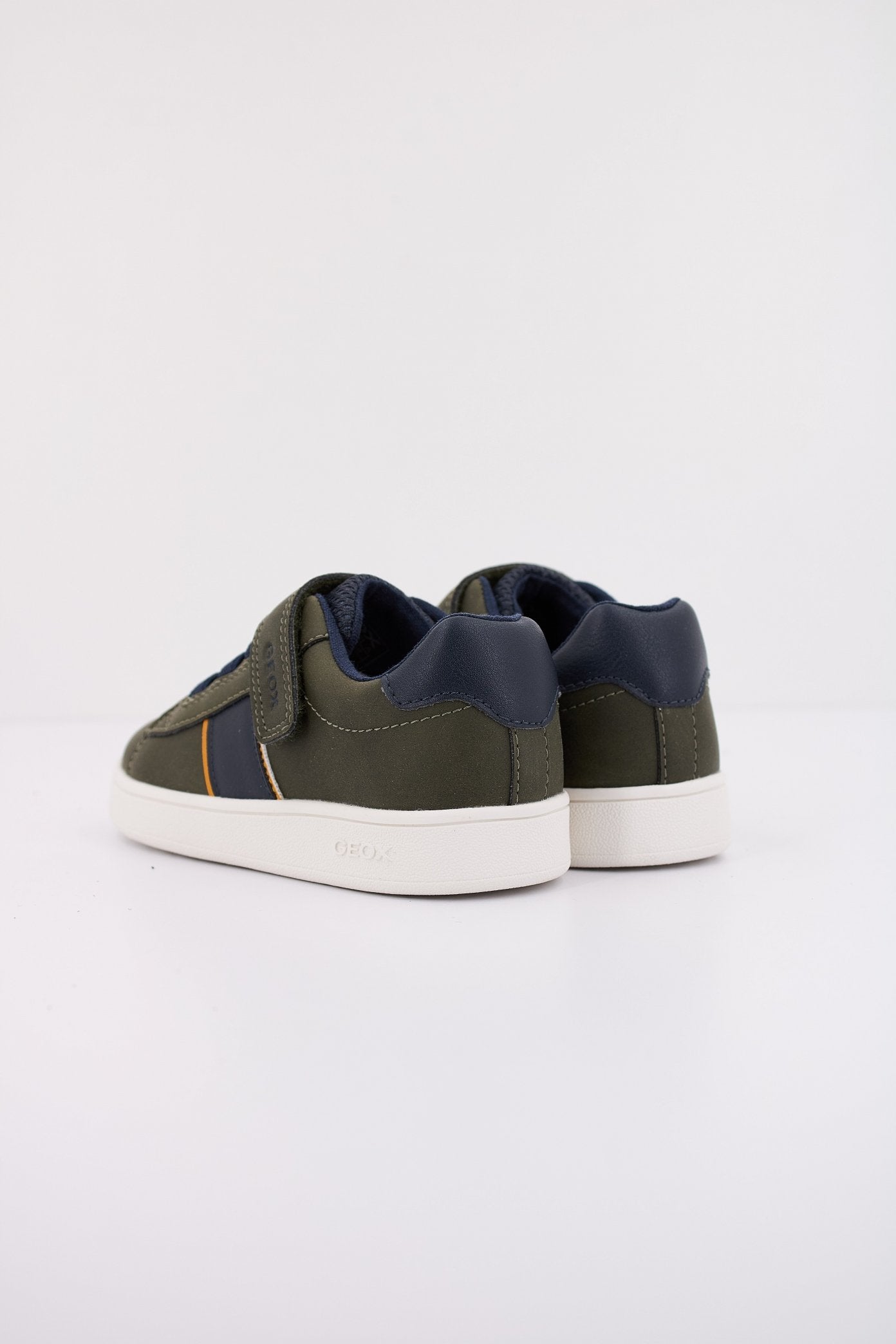 GEOX B ECLYPER en color C  (4)