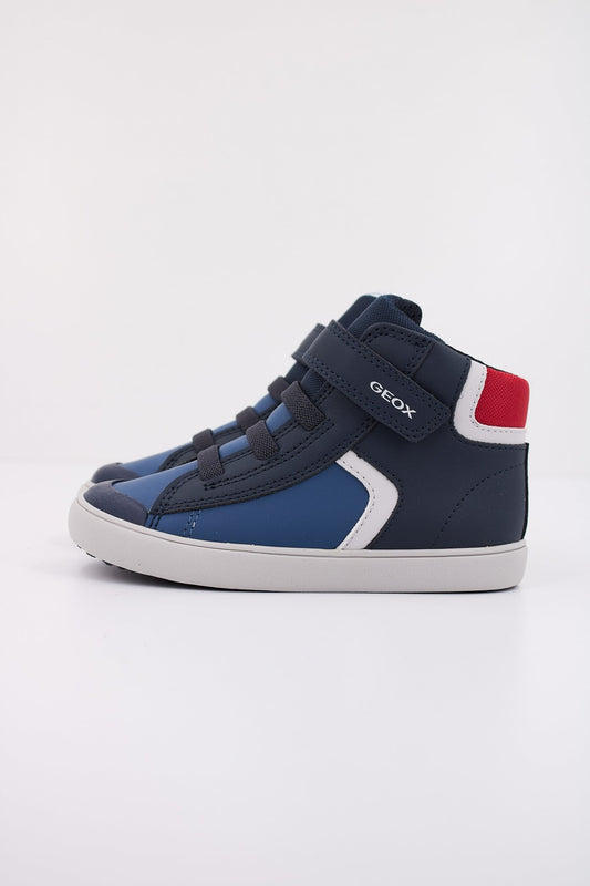GEOX  B GISLI en color C  (1)