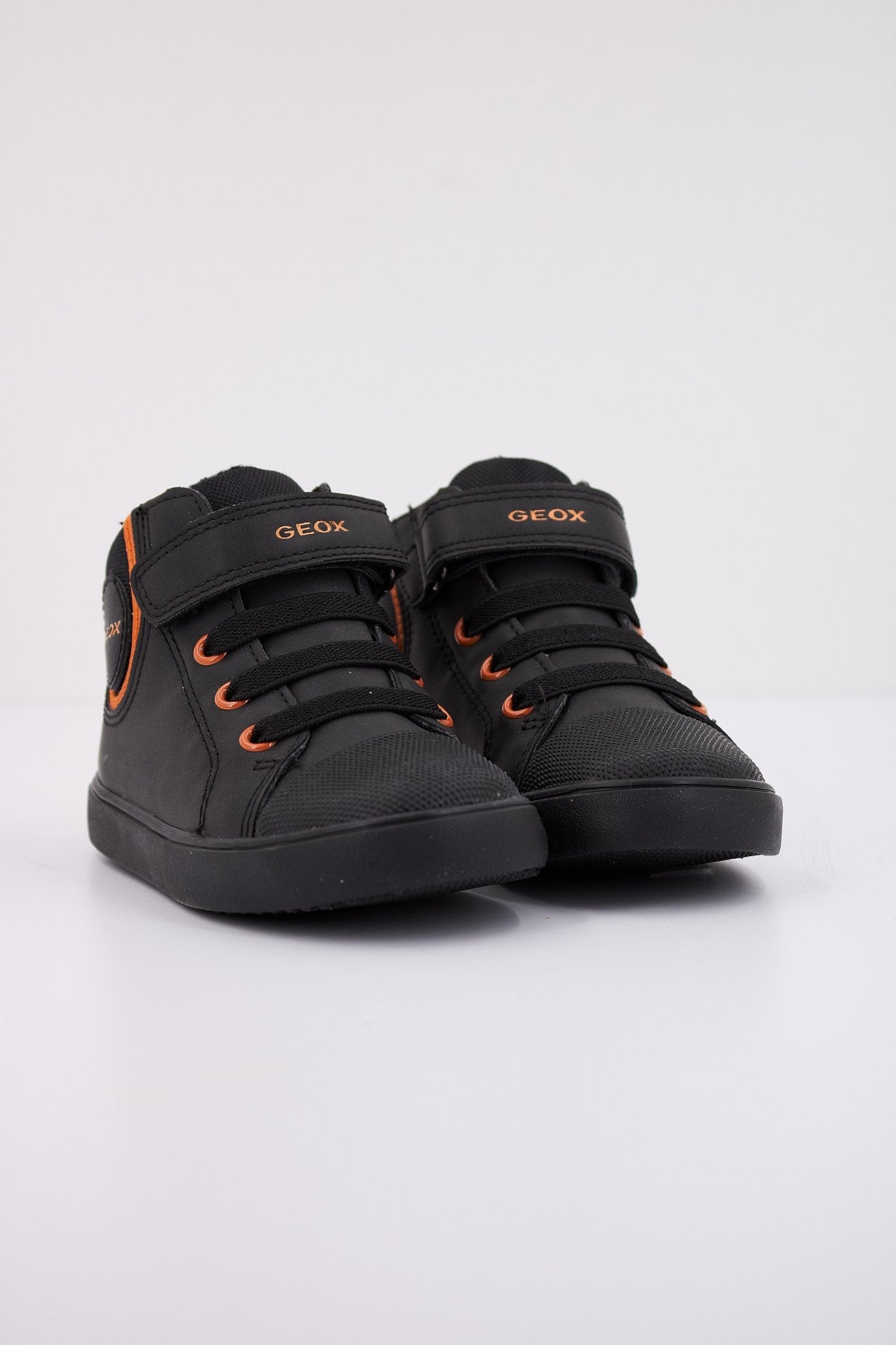 GEOX  B GISLI en color C  (2)