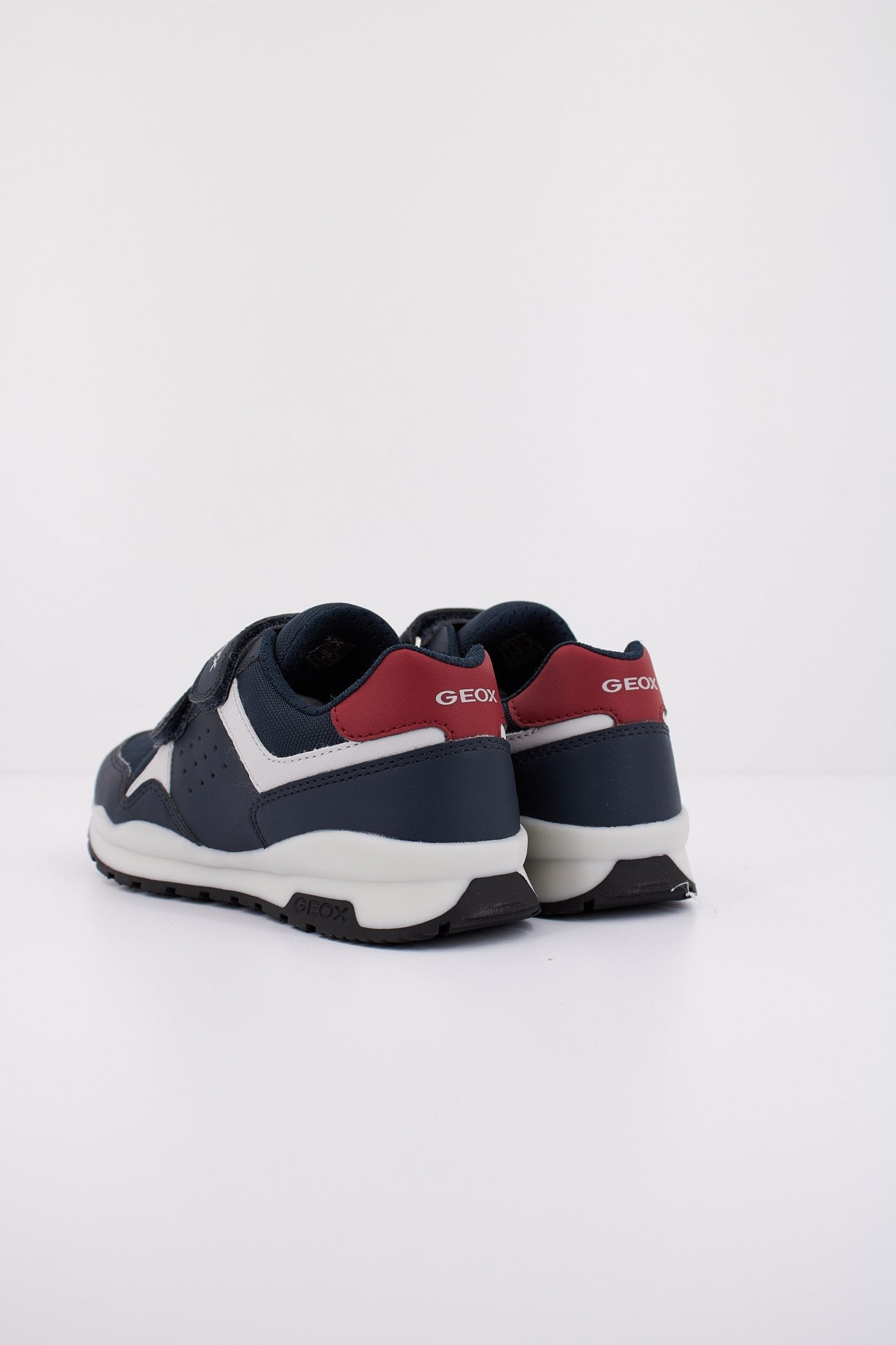 GEOX J PAVEL en color C  (4)