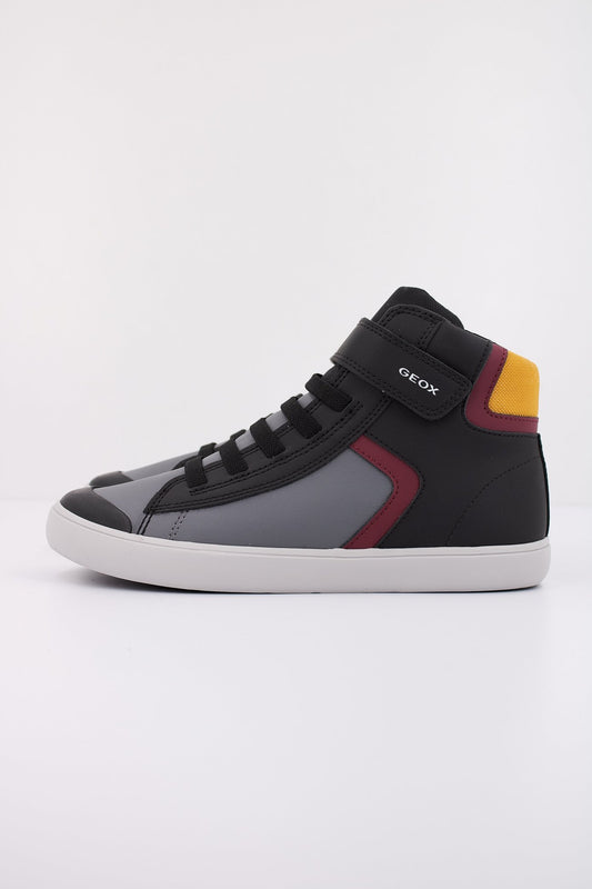GEOX J GISLI en color C  (1)