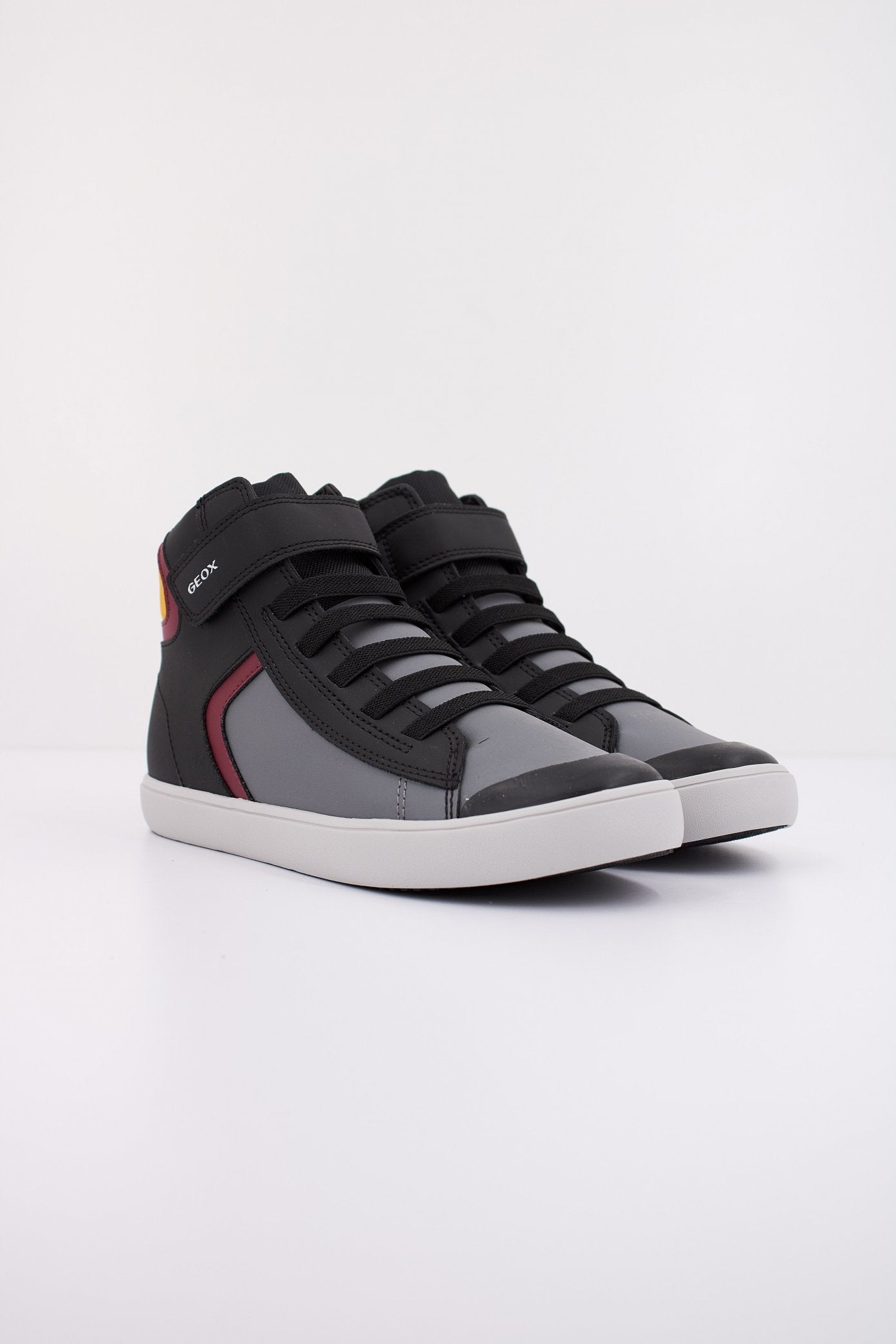 GEOX J GISLI en color C  (2)