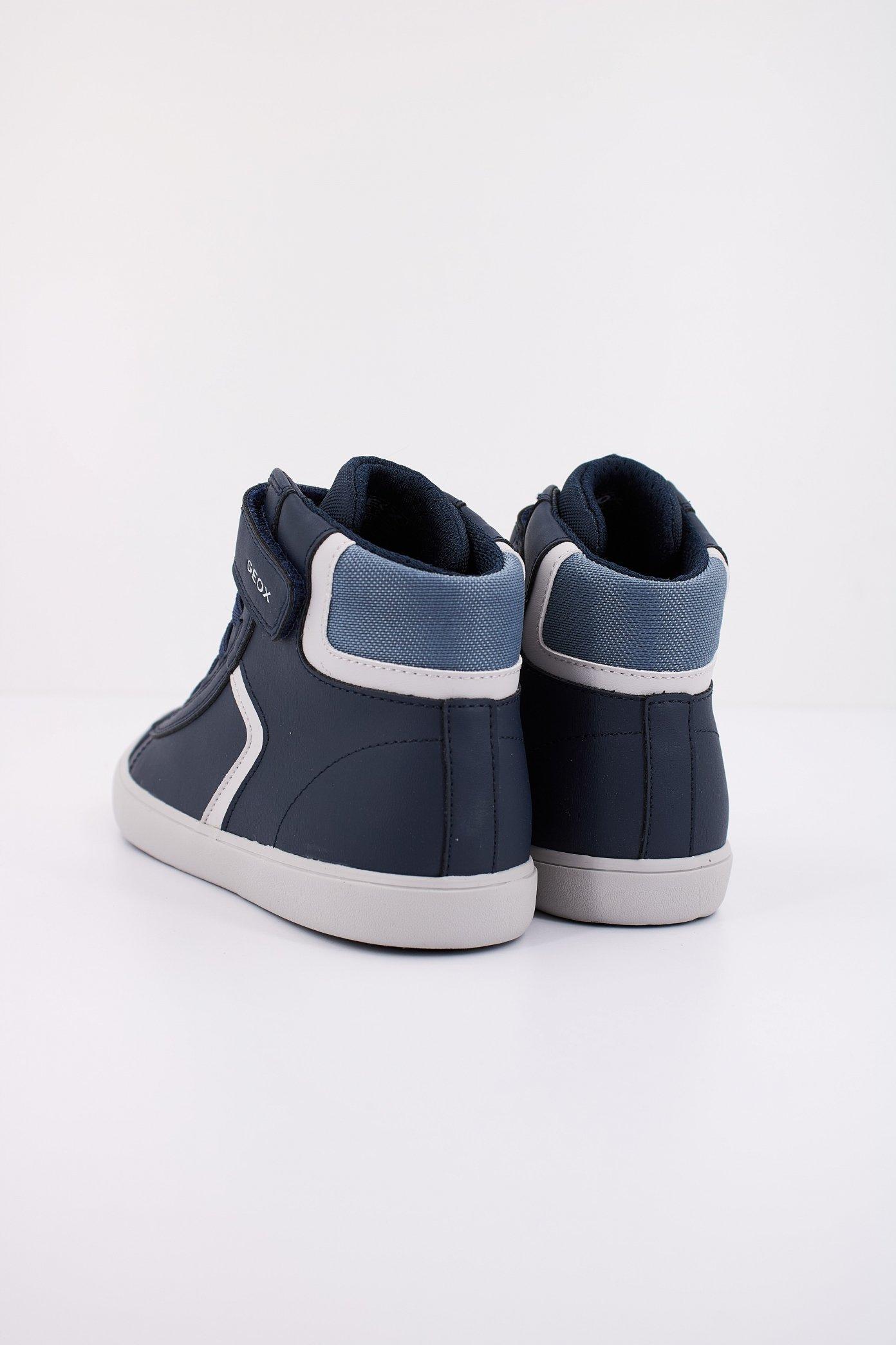 GEOX J GISLI en color C  (4)