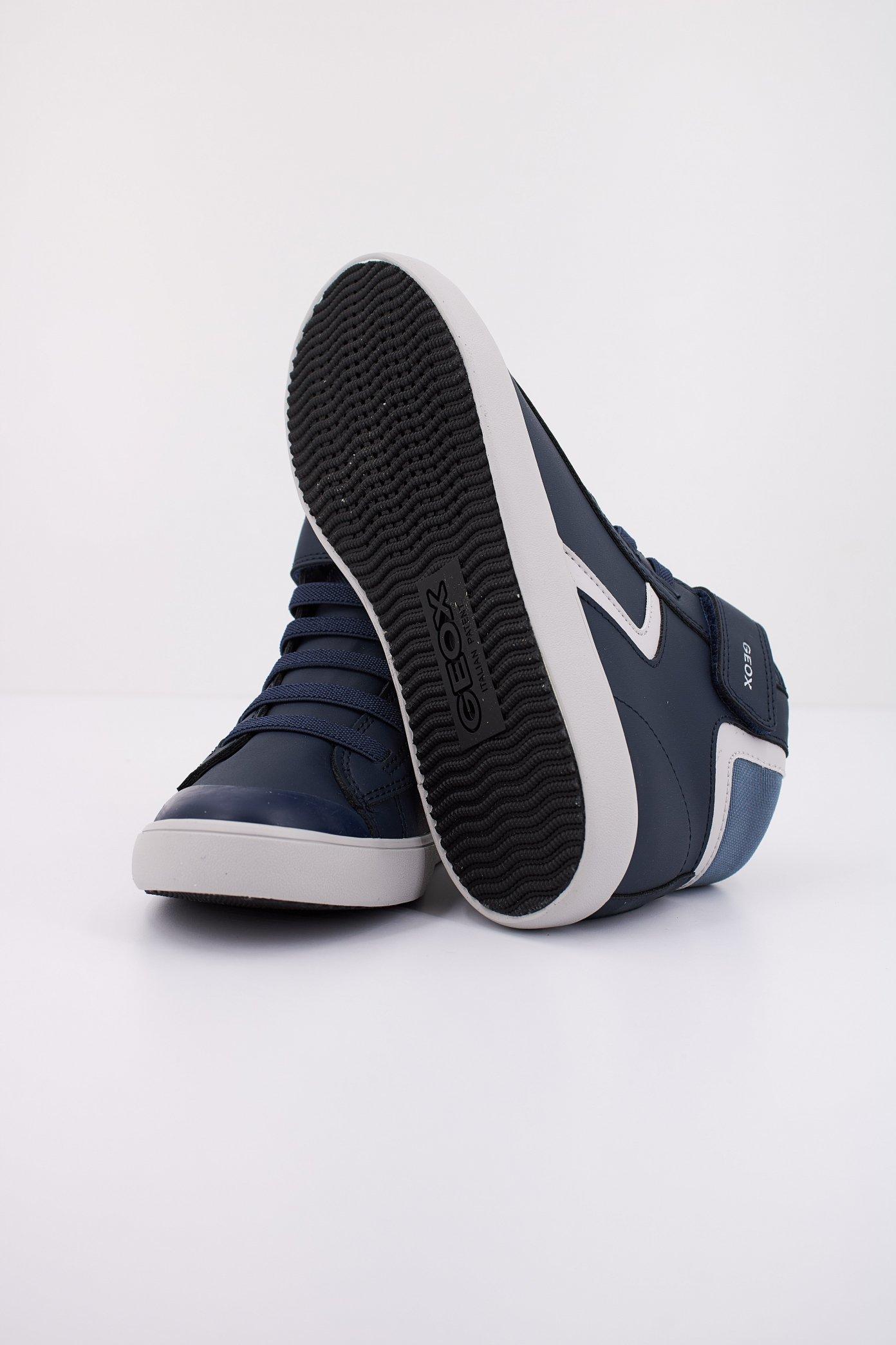 GEOX J GISLI en color C  (5)