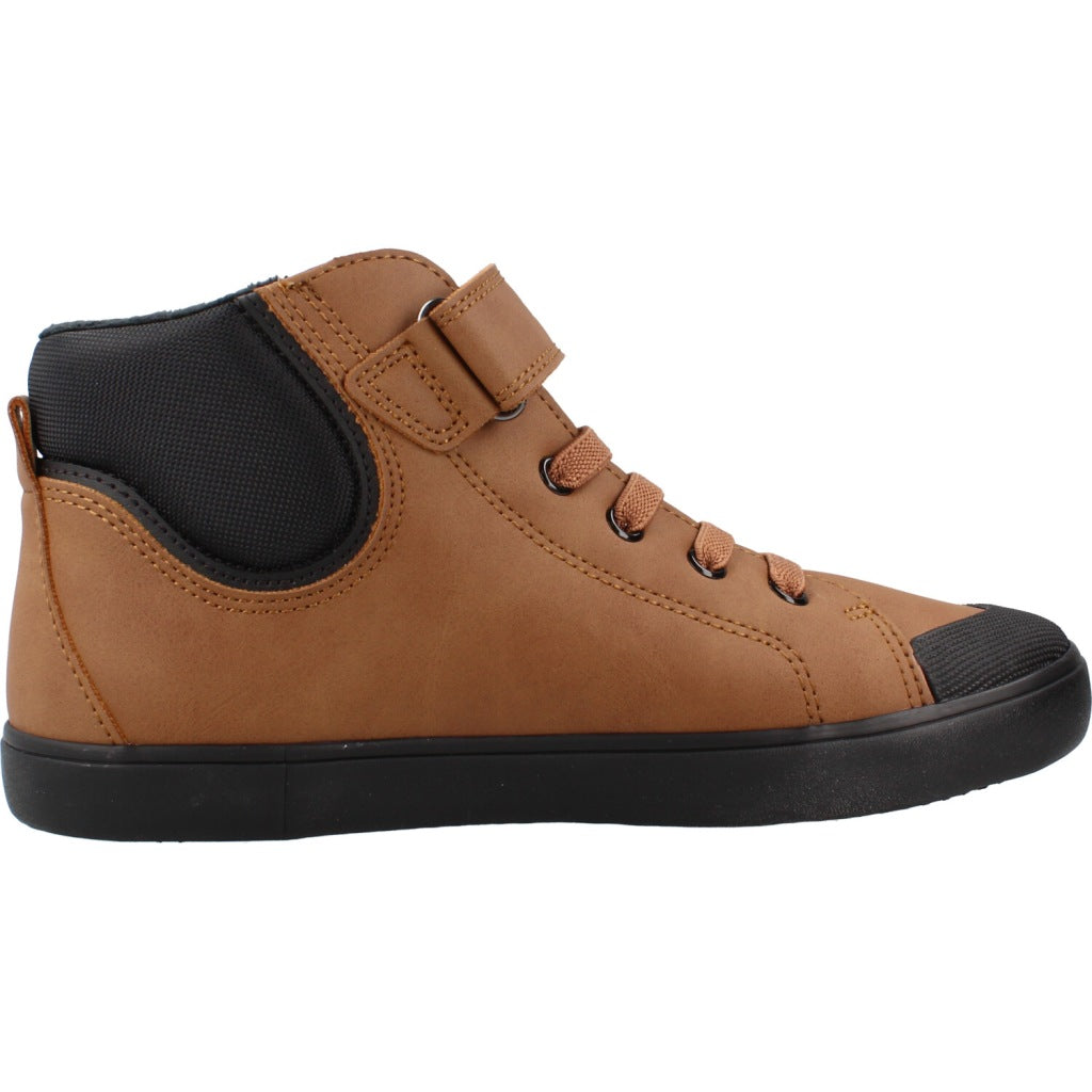 GEOX JCC MEFU en color C  (4)