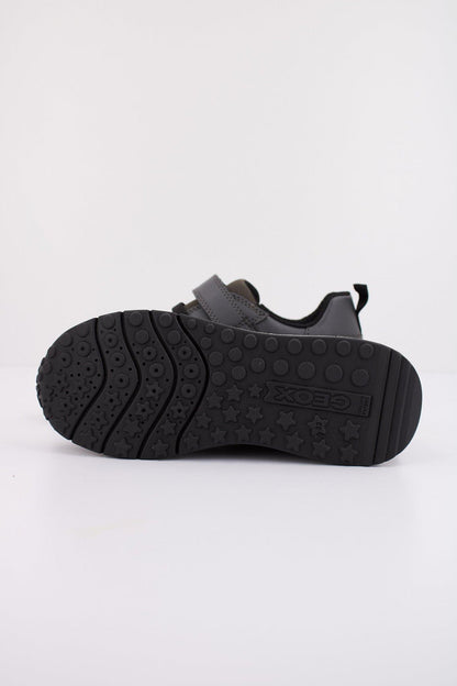 GEOX  J FASTICS en color C  (6)