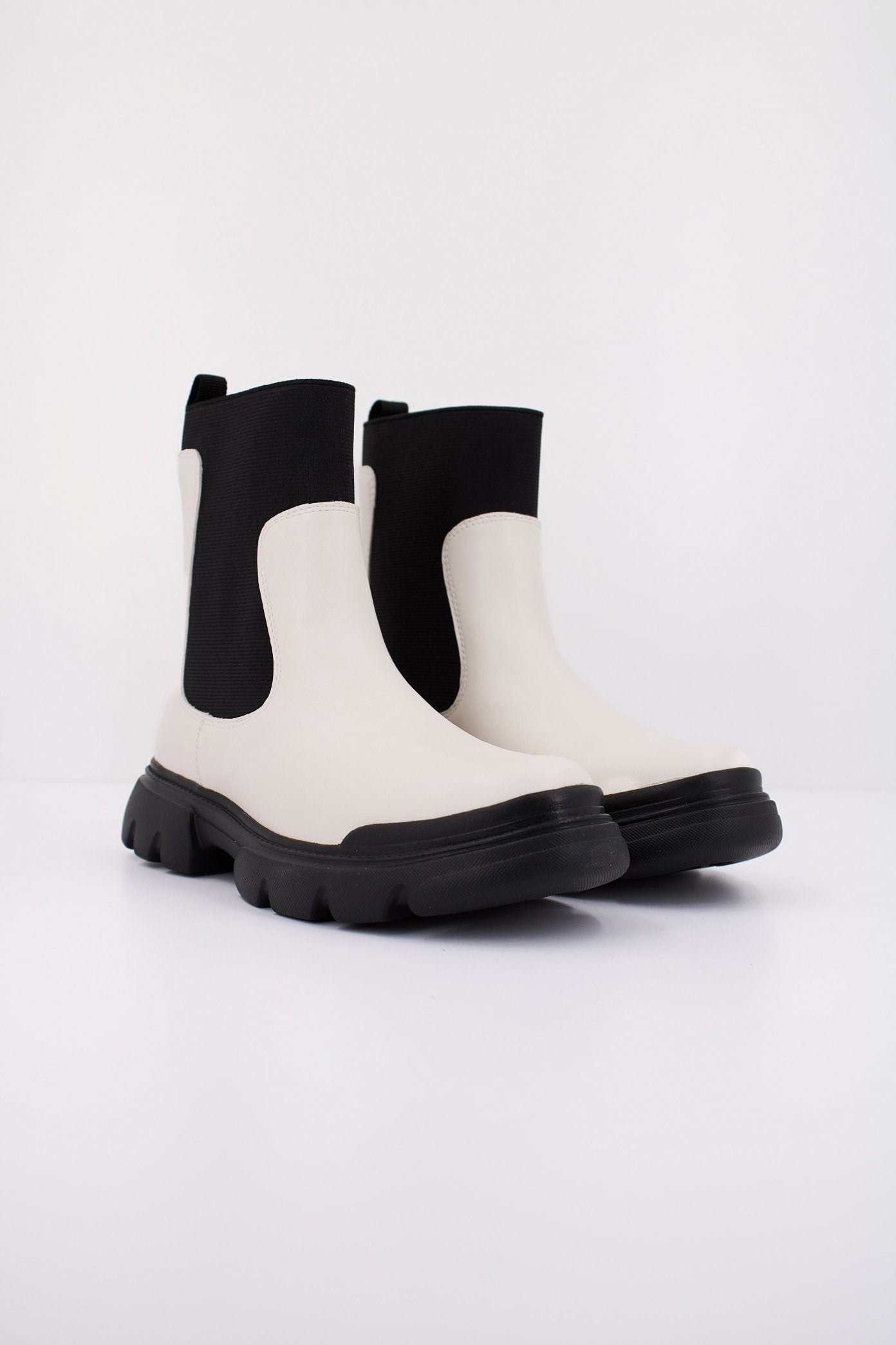 GEOX J JUNETTE en color CMB  (2)