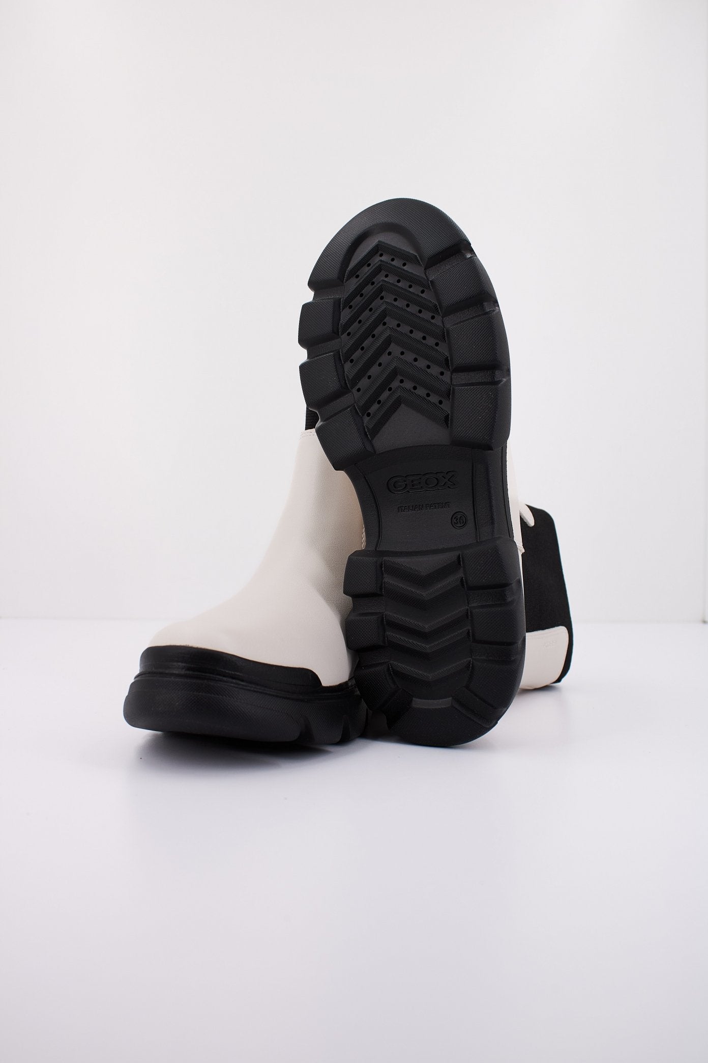 GEOX J JUNETTE en color CMB  (5)