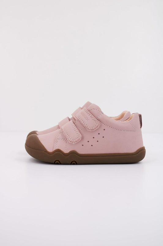 GEOX  B STEPPIEUP en color C  (1)