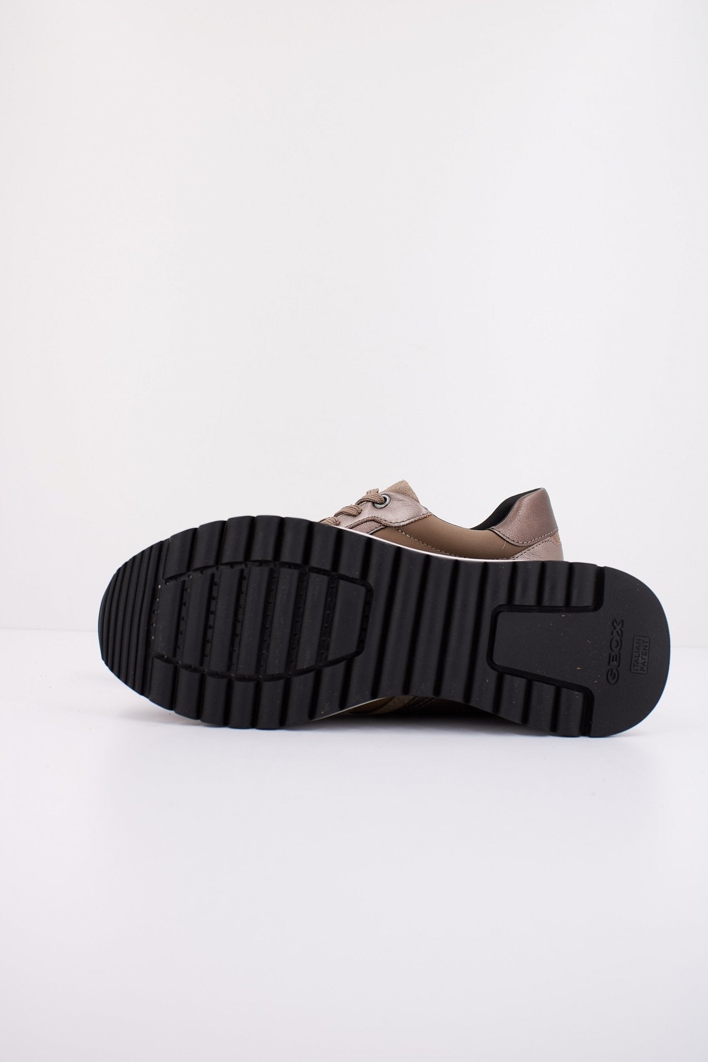 GEOX D DESYA en color C  (5)