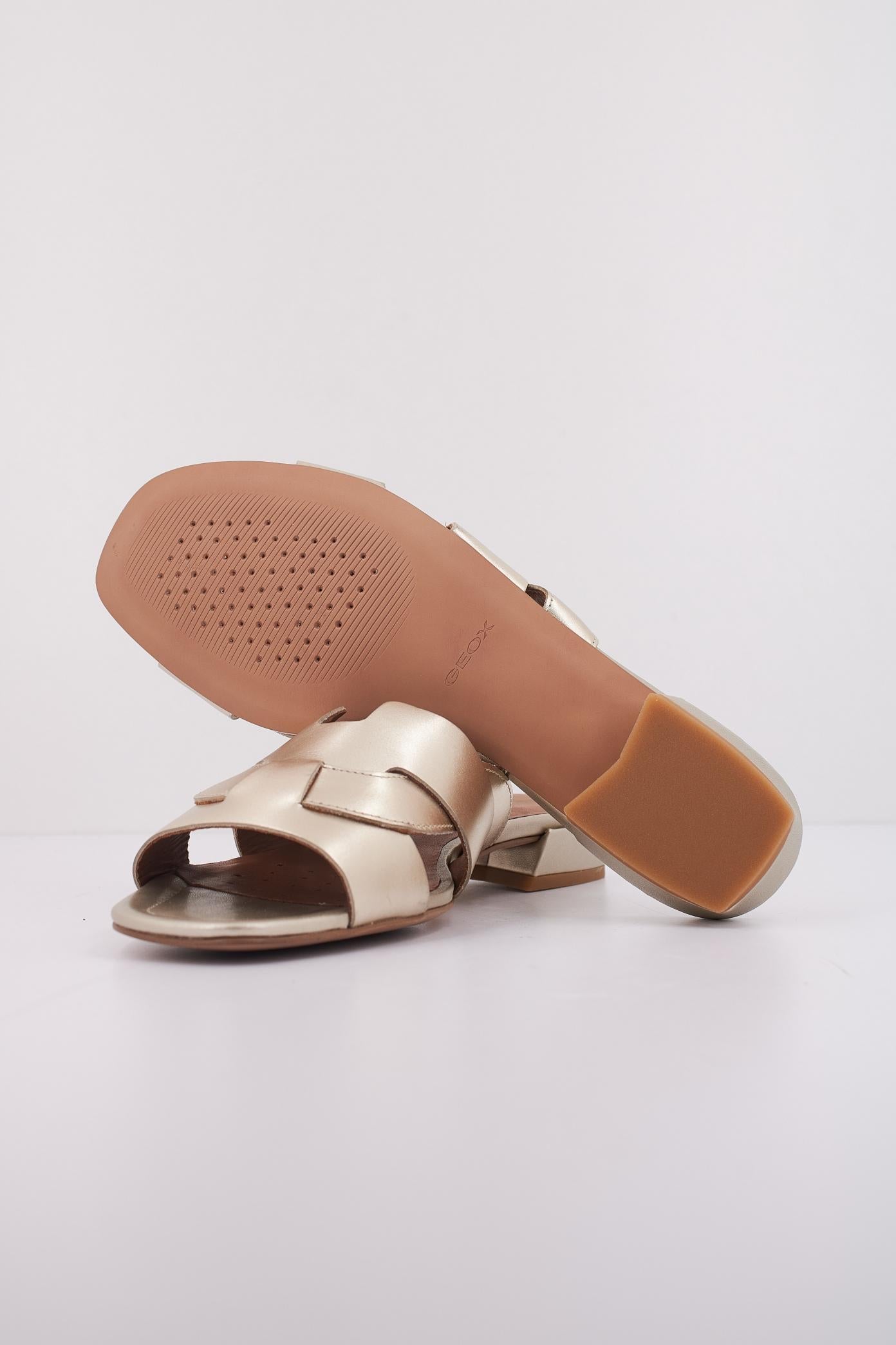 GEOX  D NEW ERAKLIA  en color C  (5)