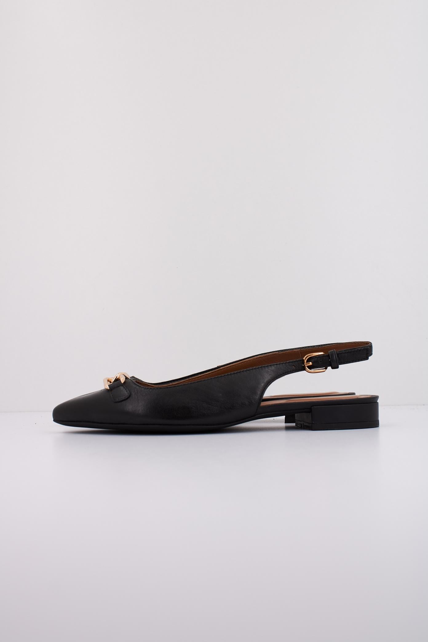 GEOX D CHARYSSA en color C  (1)