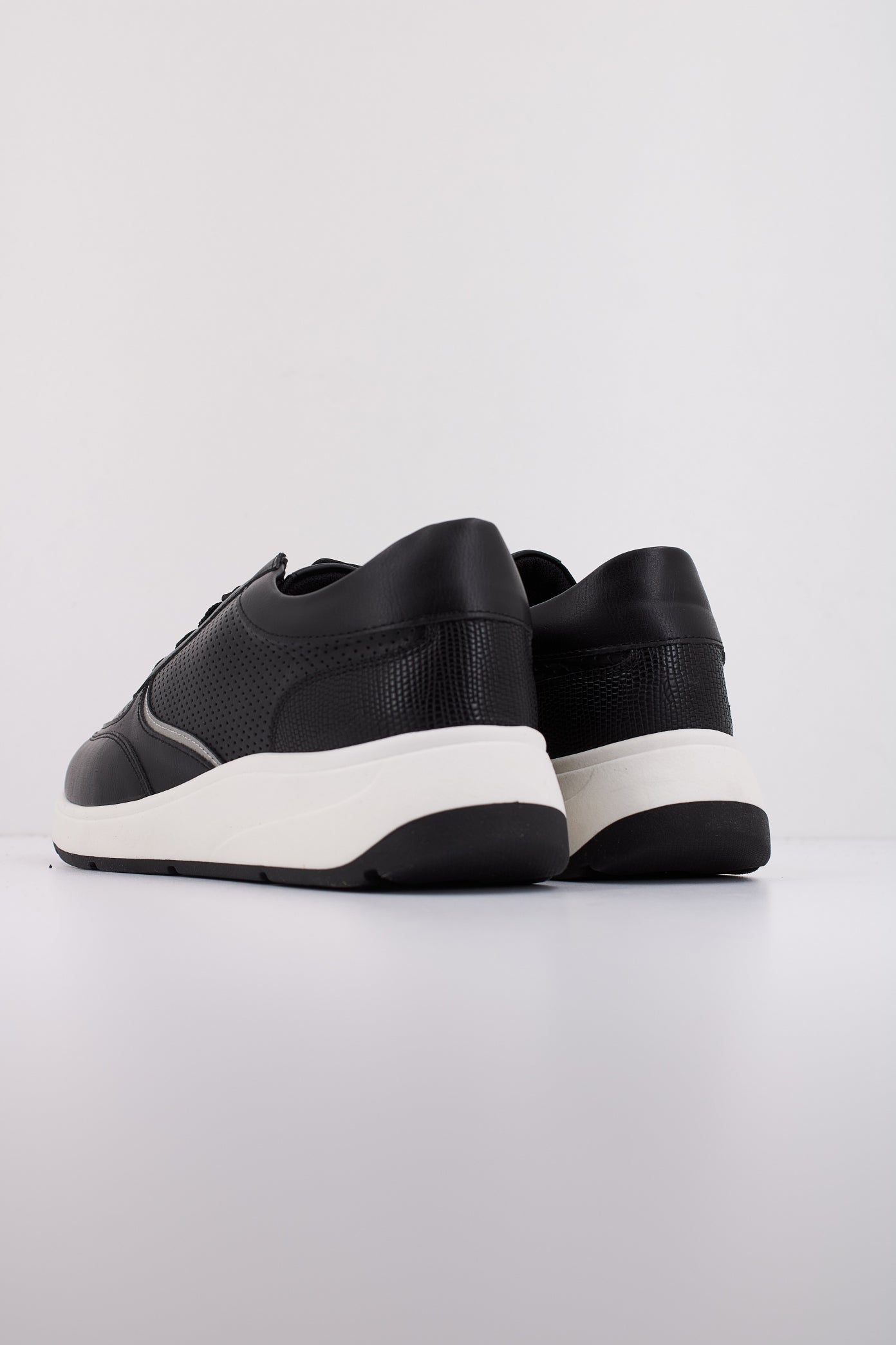 GEOX  D CRISTAEL en color C  (4)