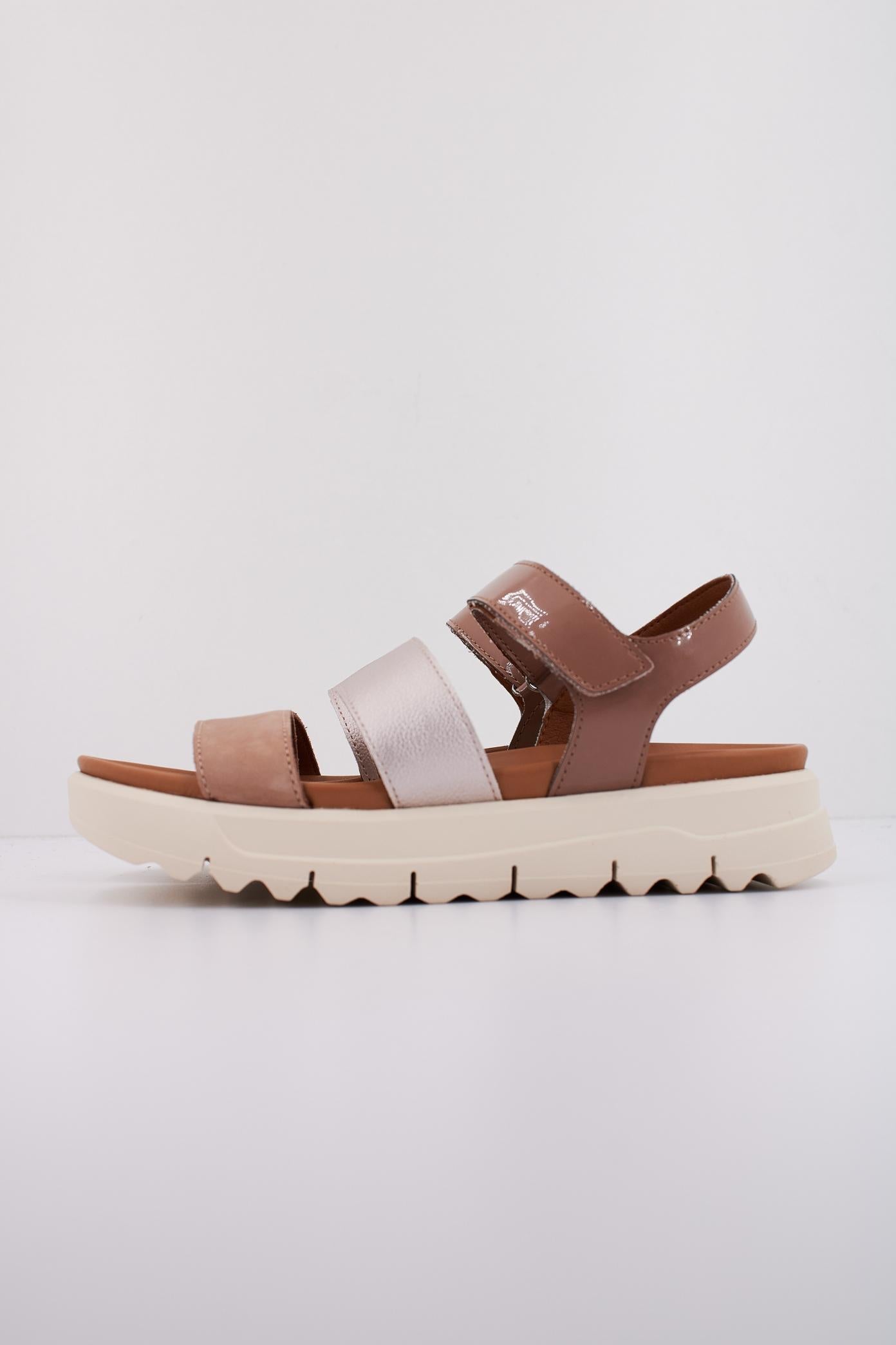 GEOX D XAND .S en color C  (1)