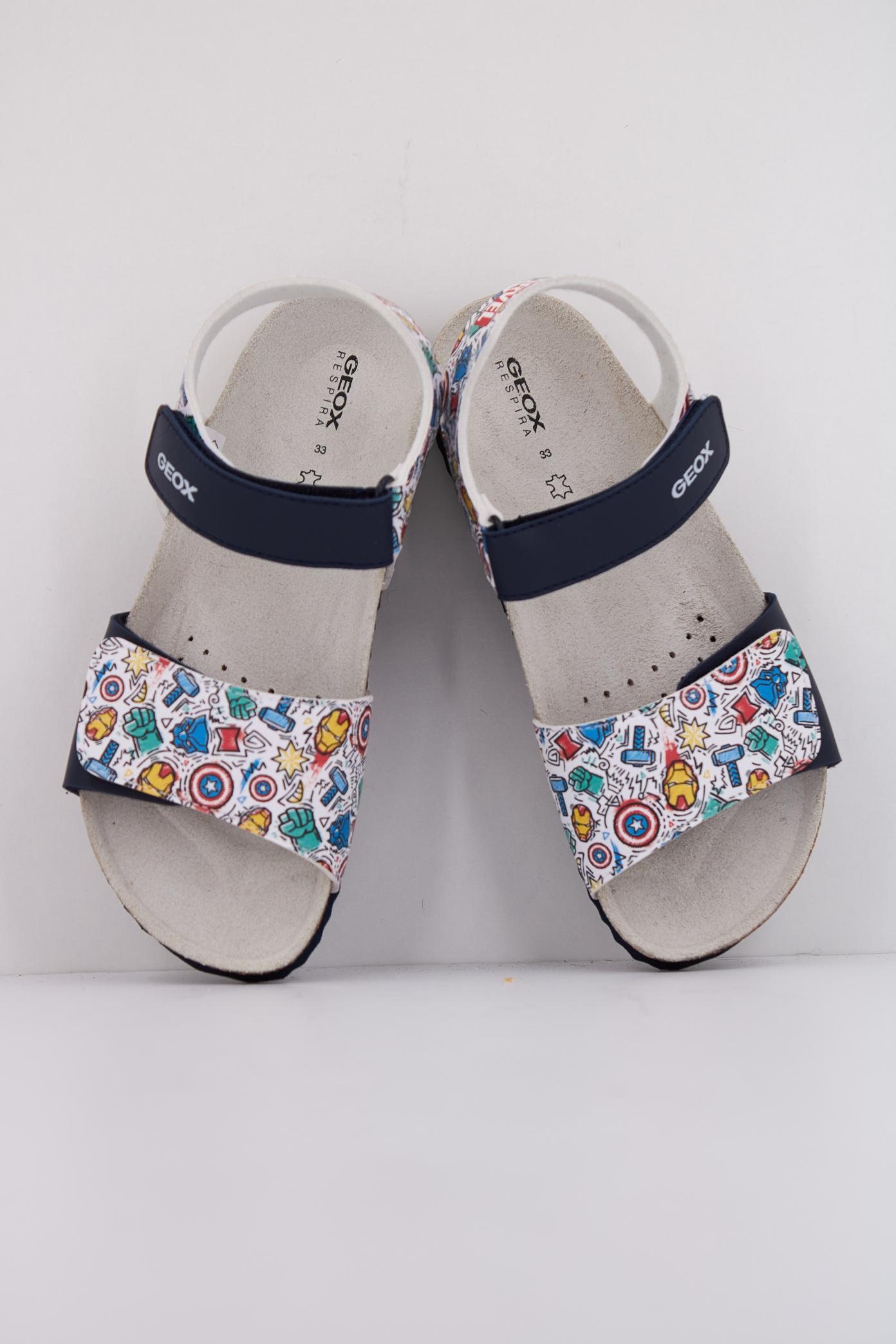 GEOX J GHITA BOY en color C  (3)