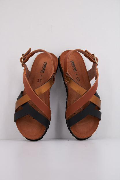 GEOX J SANDAL CHILENE GIR en color CBE  (3)