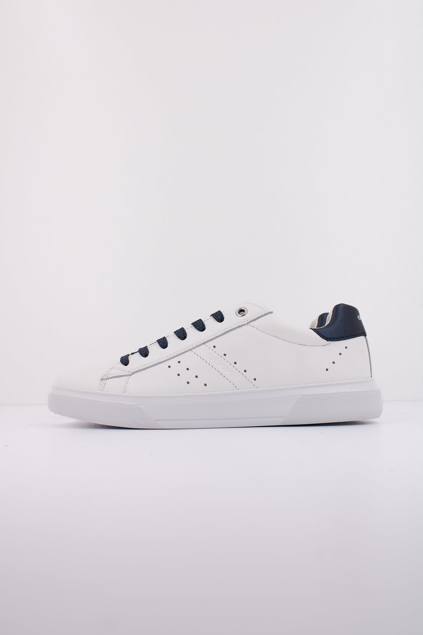 GEOX J NETTUNO GIRL en color C  (1)
