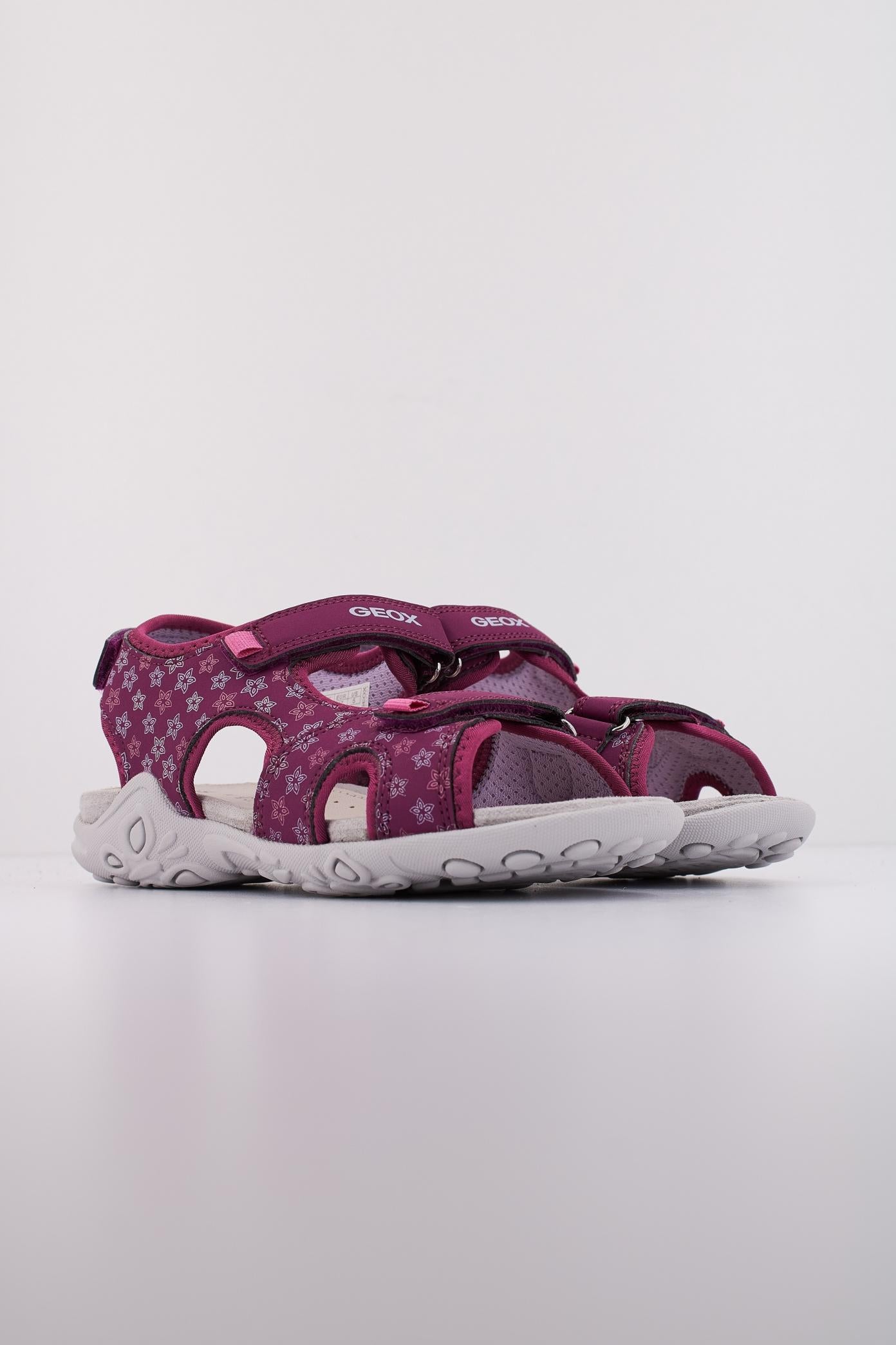 GEOX J SANDAL WHINBERRY G en color CPR  (2)