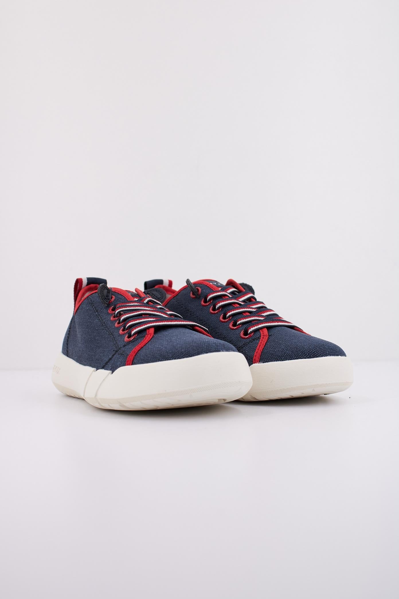 GEOX J HYROO BOY en color C  (2)