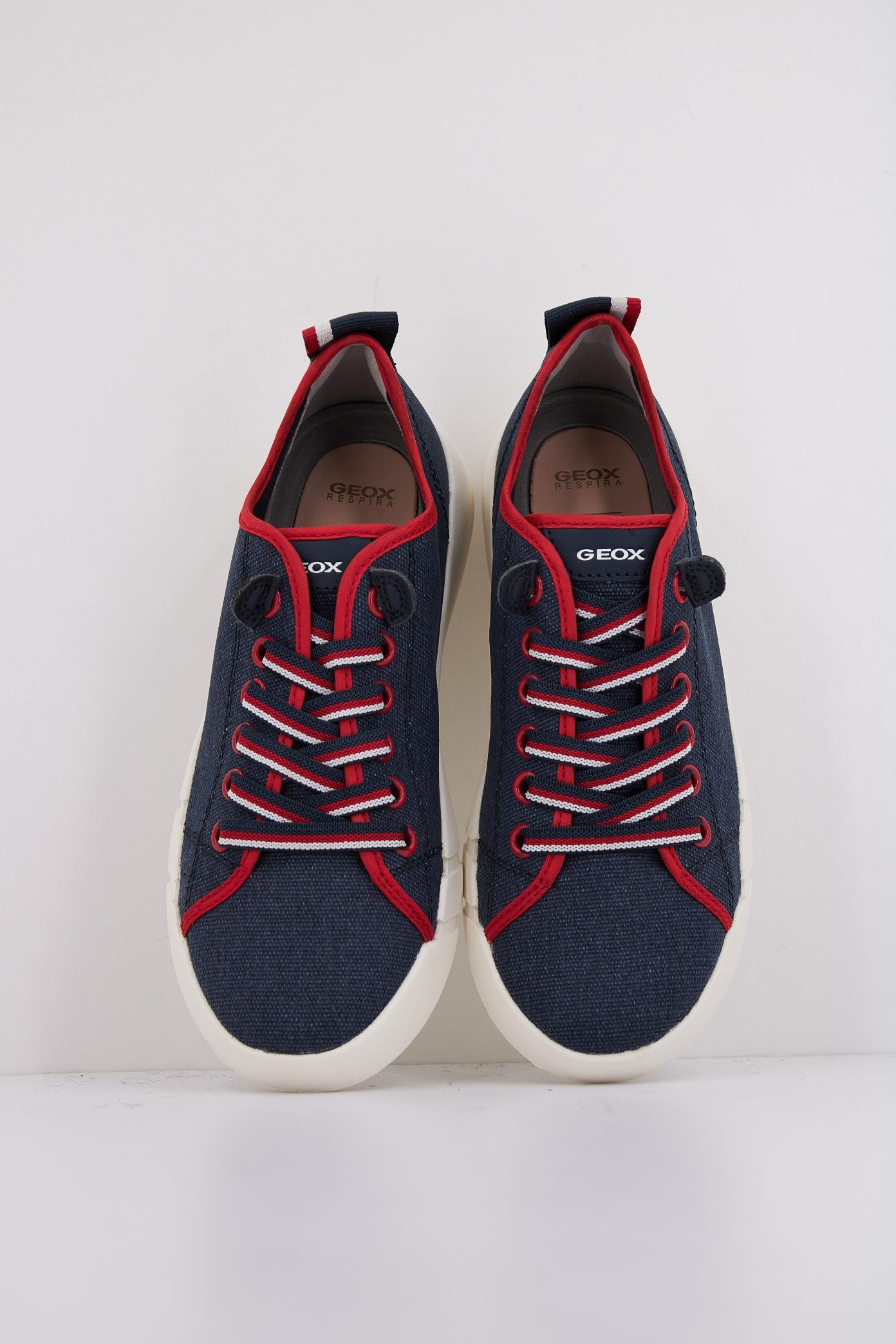 GEOX J HYROO BOY en color C  (3)