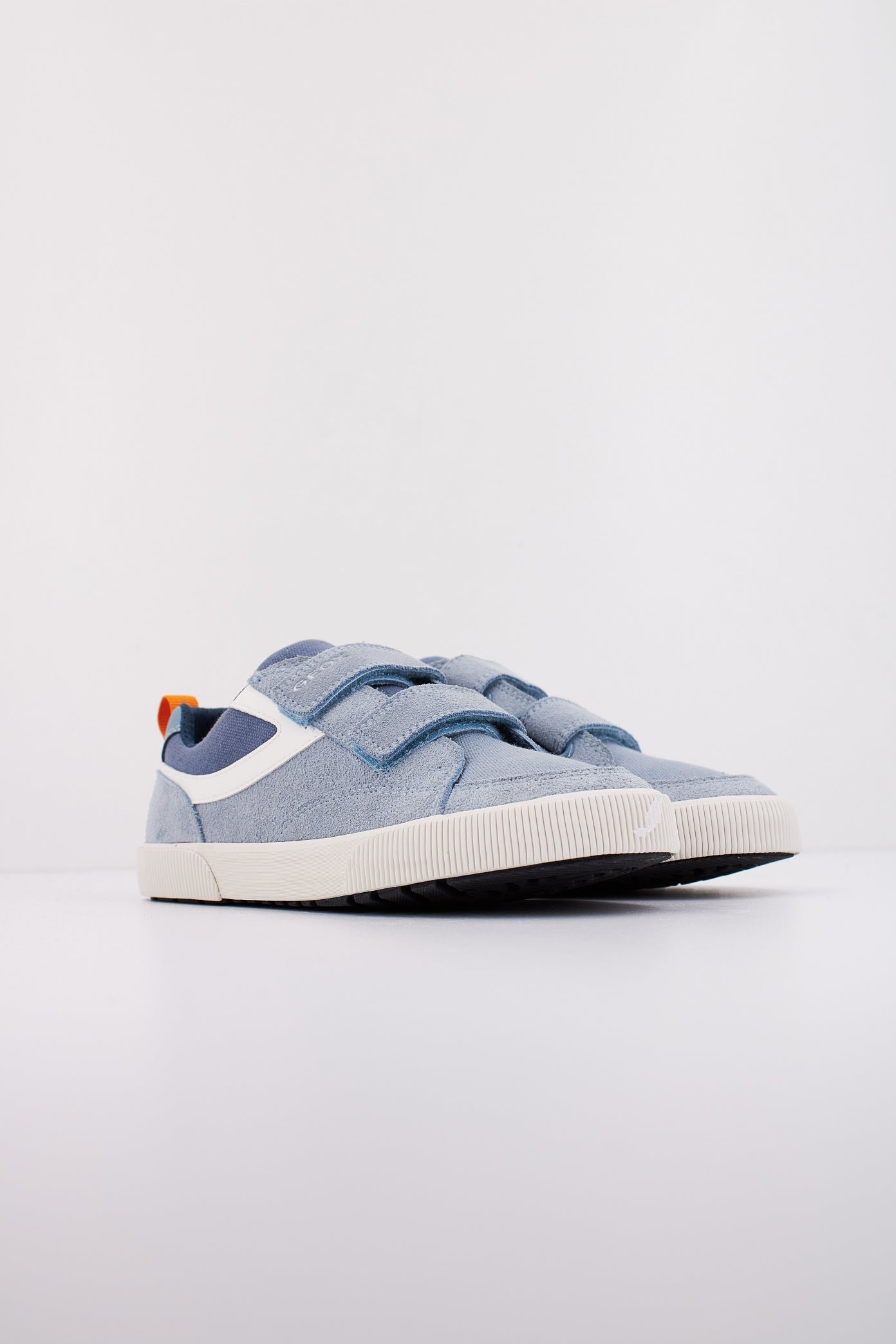 GEOX  J ALPHABEET BOY en color C  (2)