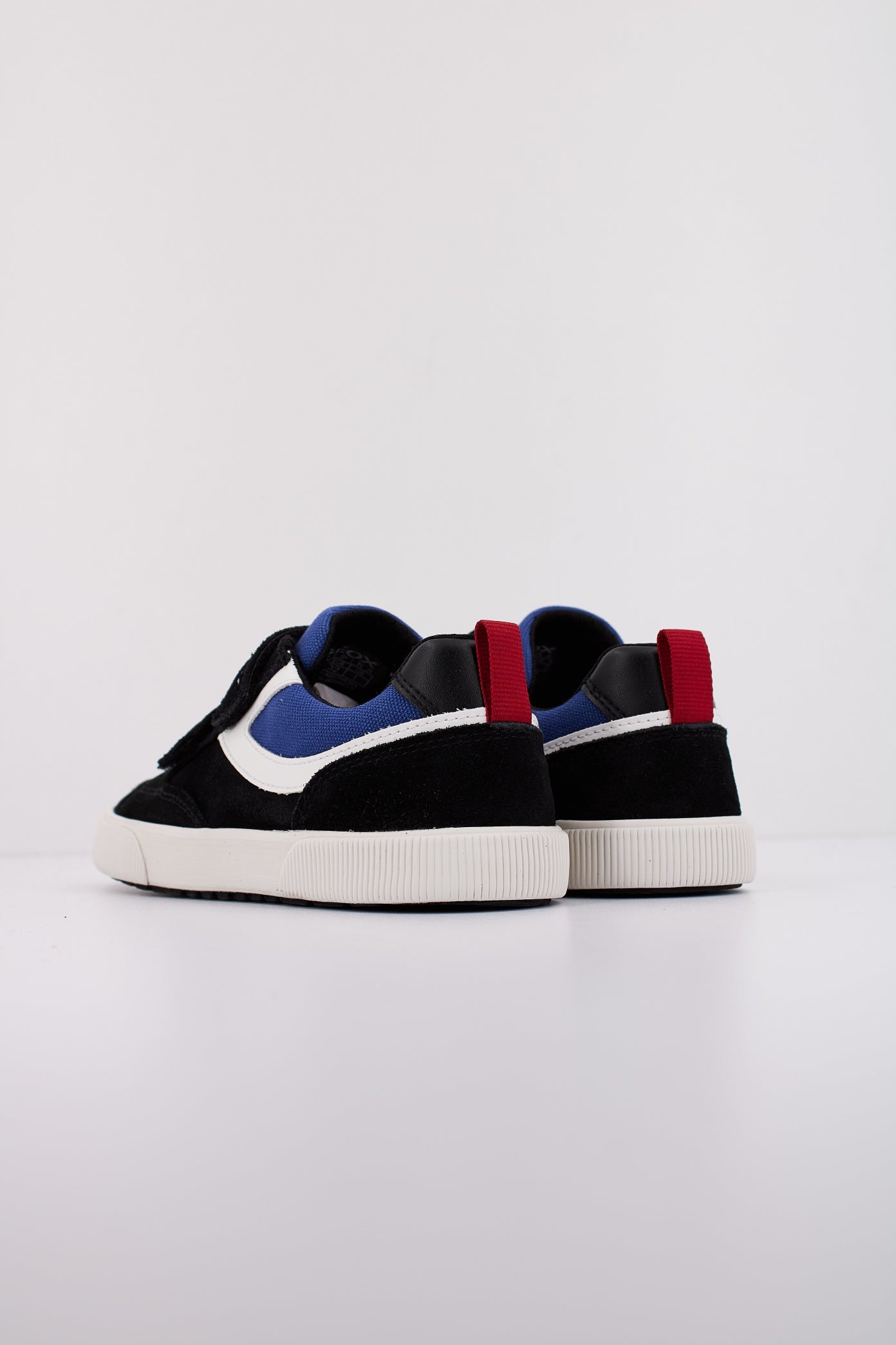 GEOX  J ALPHABEET BOY en color C  (4)