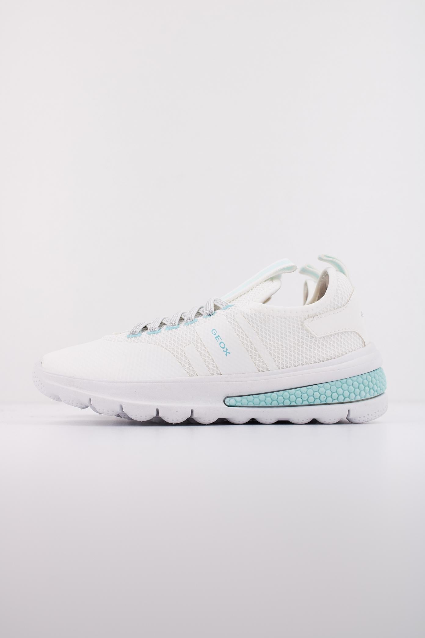 GEOX J ACTIVART GIRL en color C  (1)