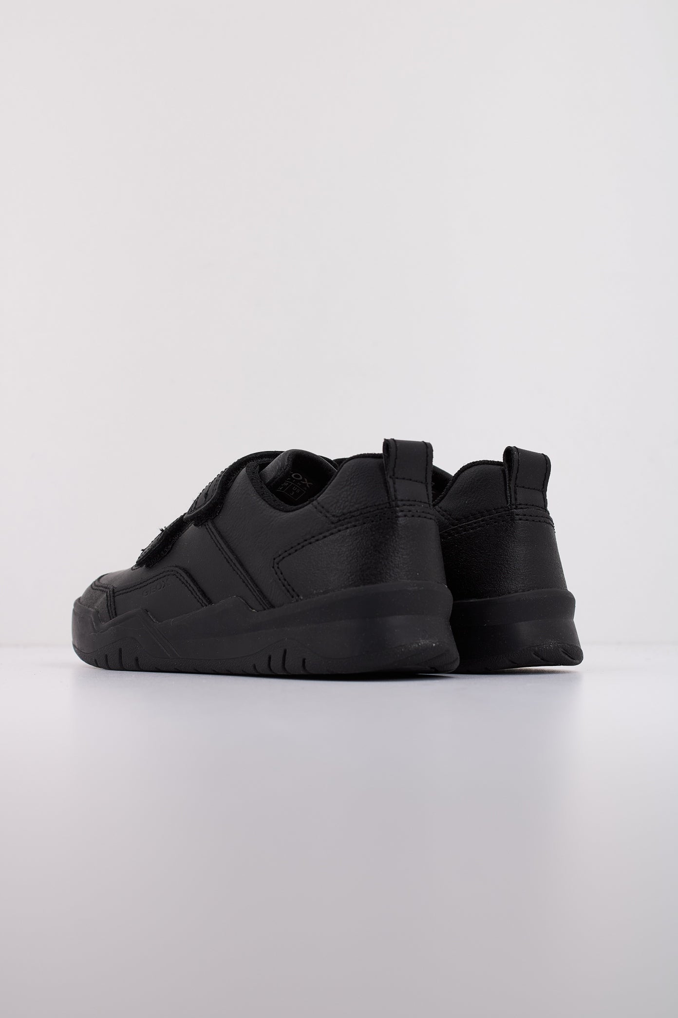 GEOX  J PERTH BOY en color C  (4)