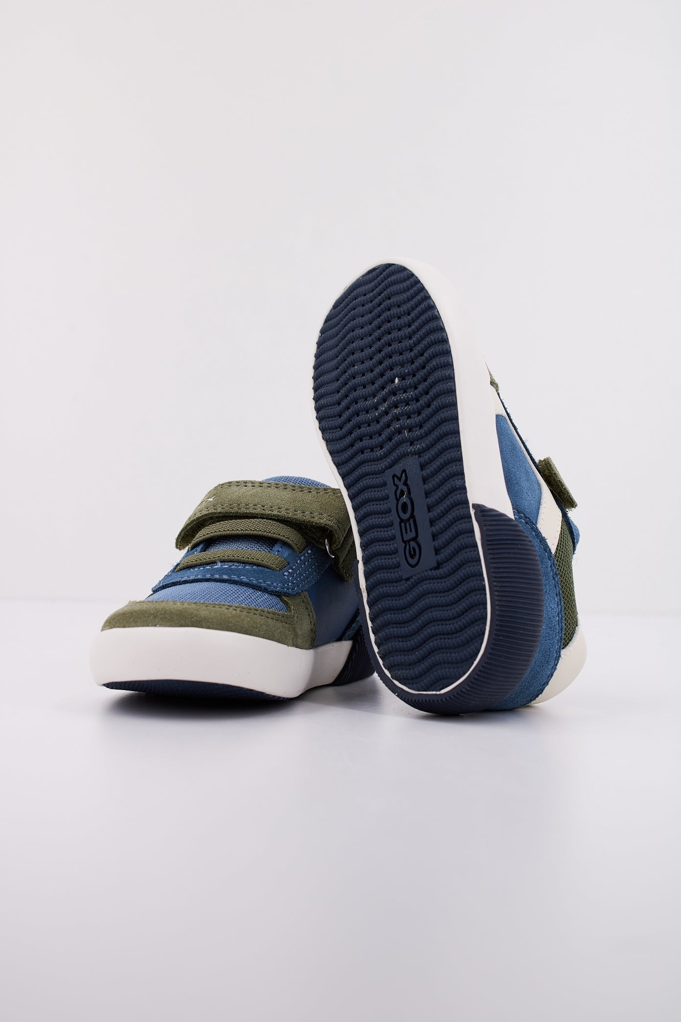 GEOX B GISLI BOY en color CFB  (5)