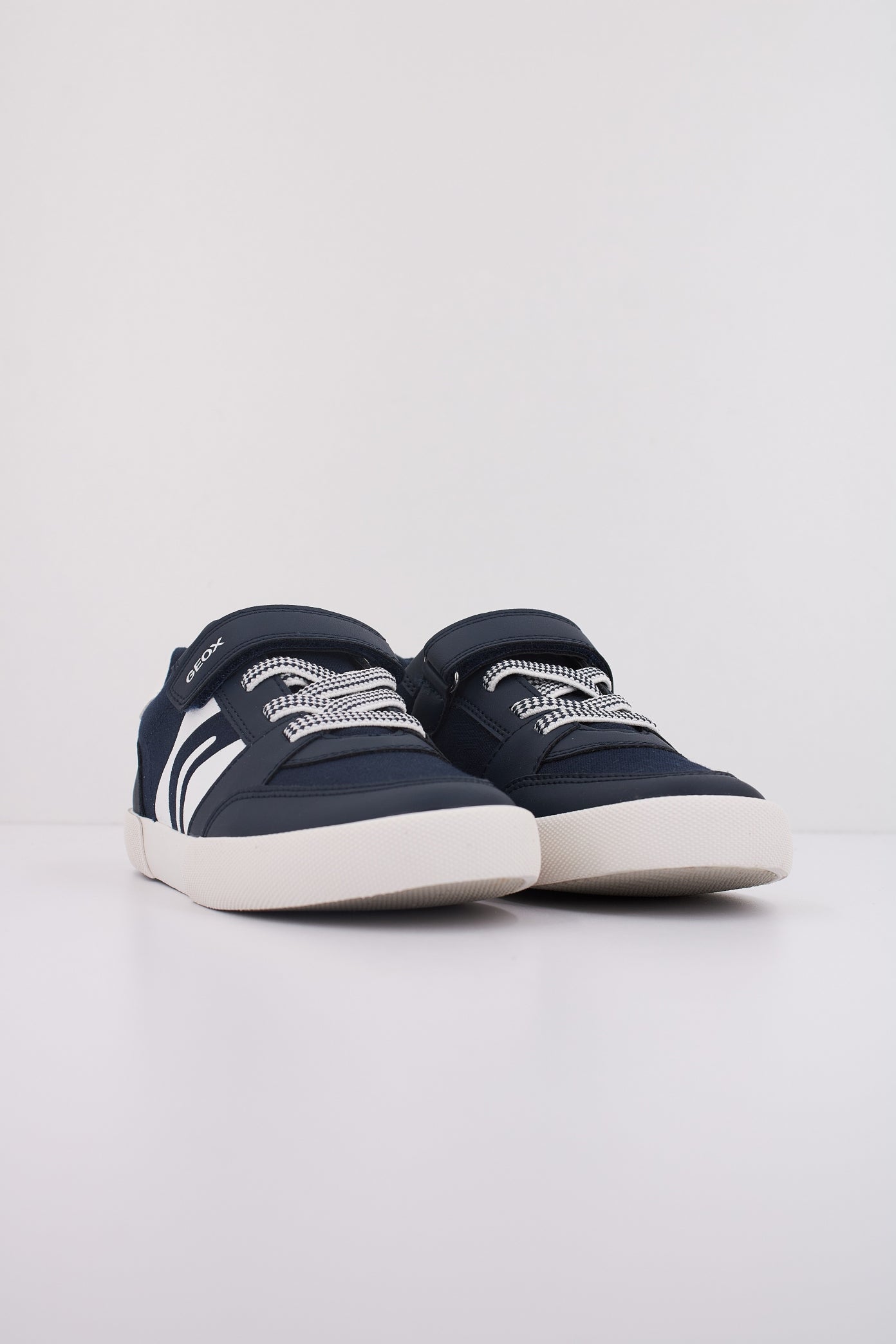 GEOX J GISLI BOY en color C  (2)
