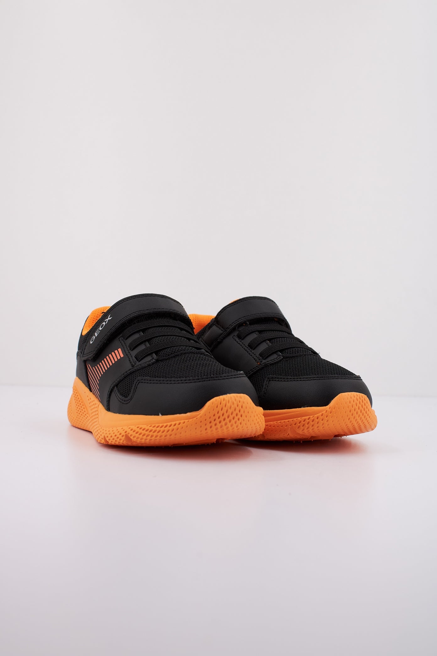GEOX J SPRINTYE BOY en color C  (2)