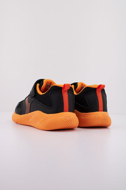 GEOX J SPRINTYE BOY en color C  (4)