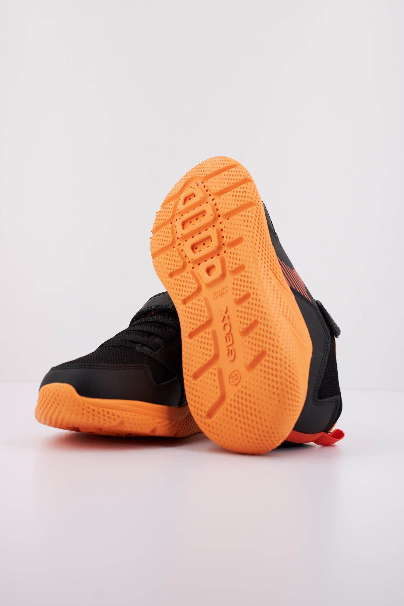 GEOX J SPRINTYE BOY en color C  (5)