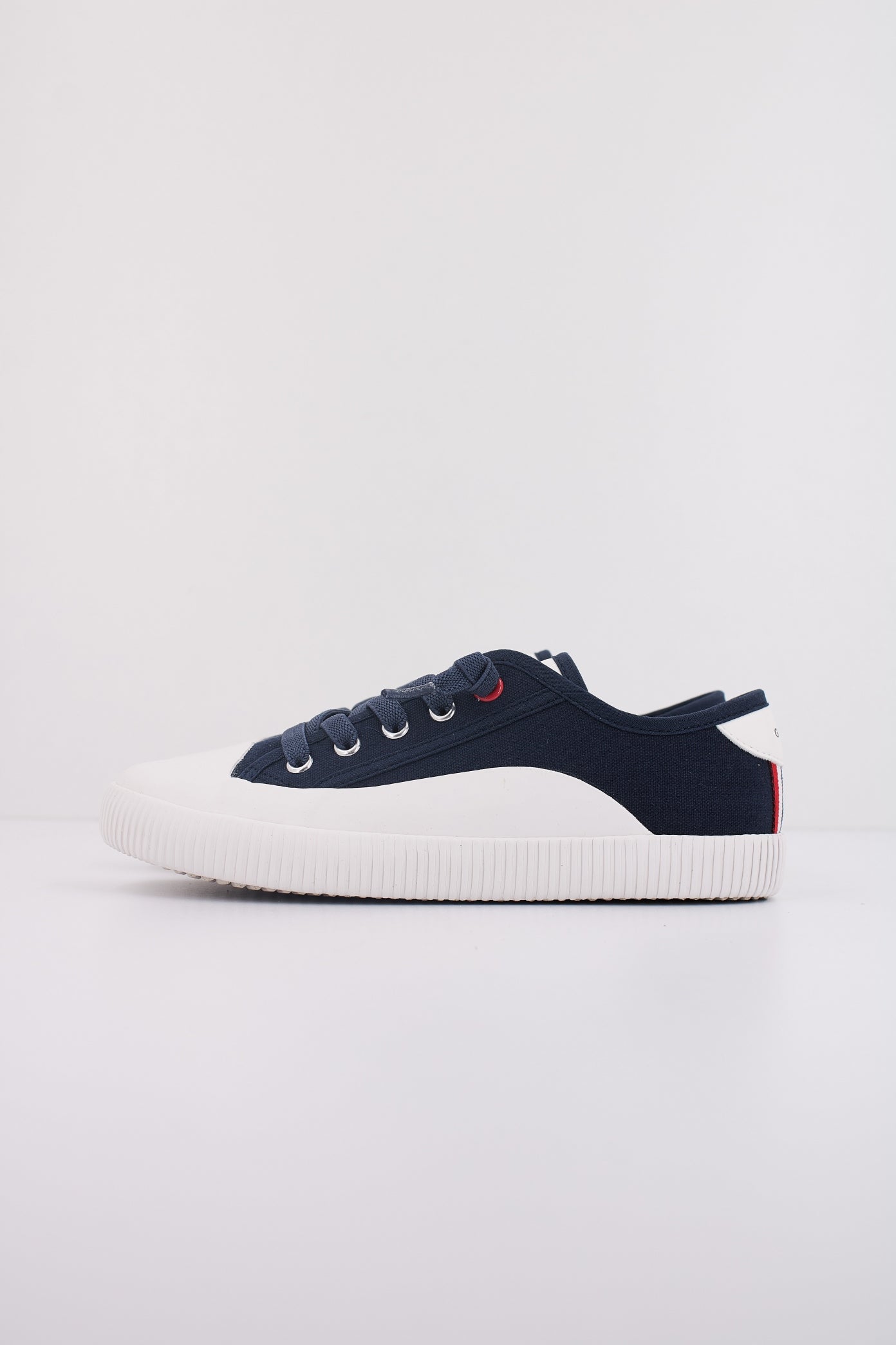 GEOX J TIPPESTE BOY en color C  (1)