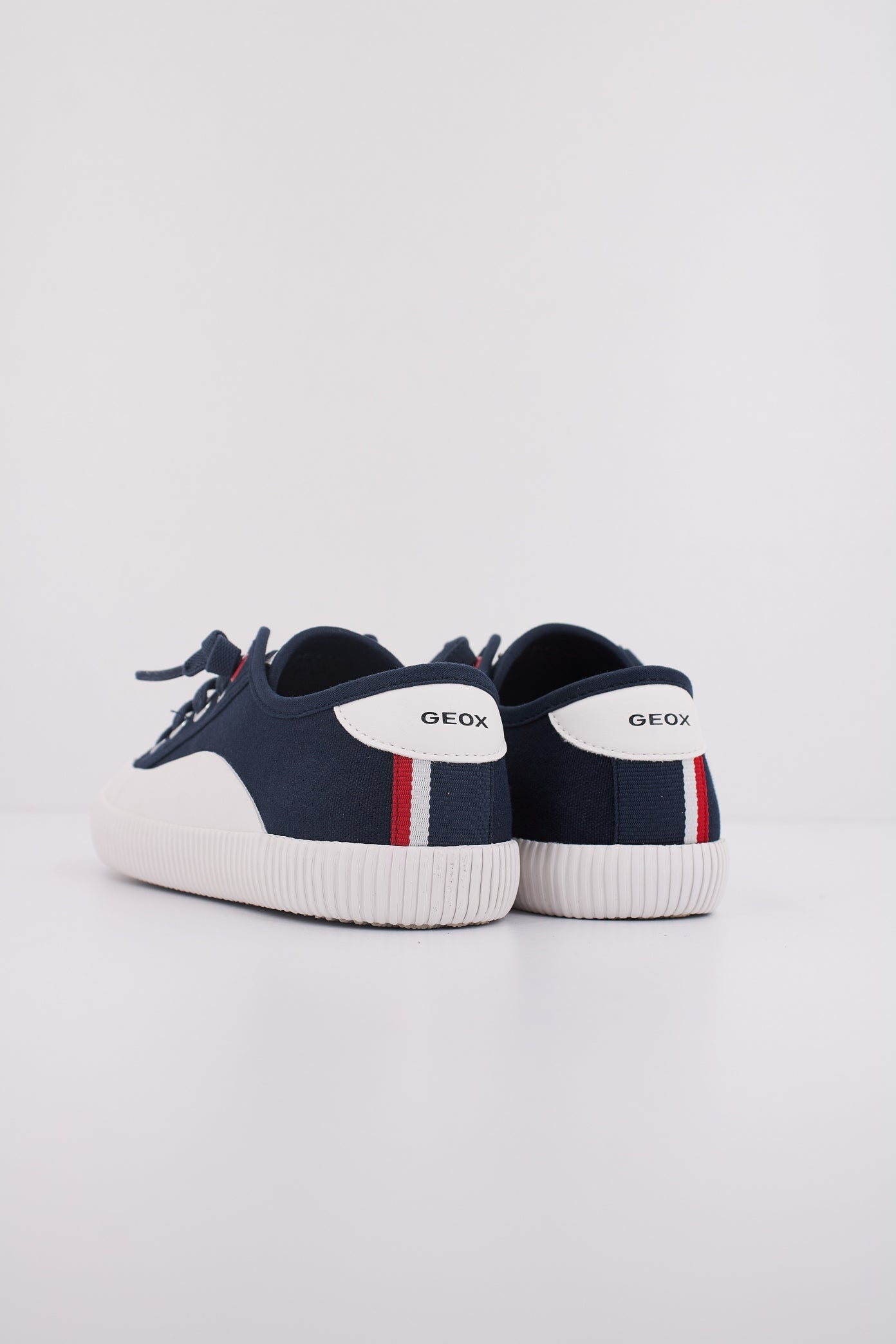 GEOX J TIPPESTE BOY en color C  (4)