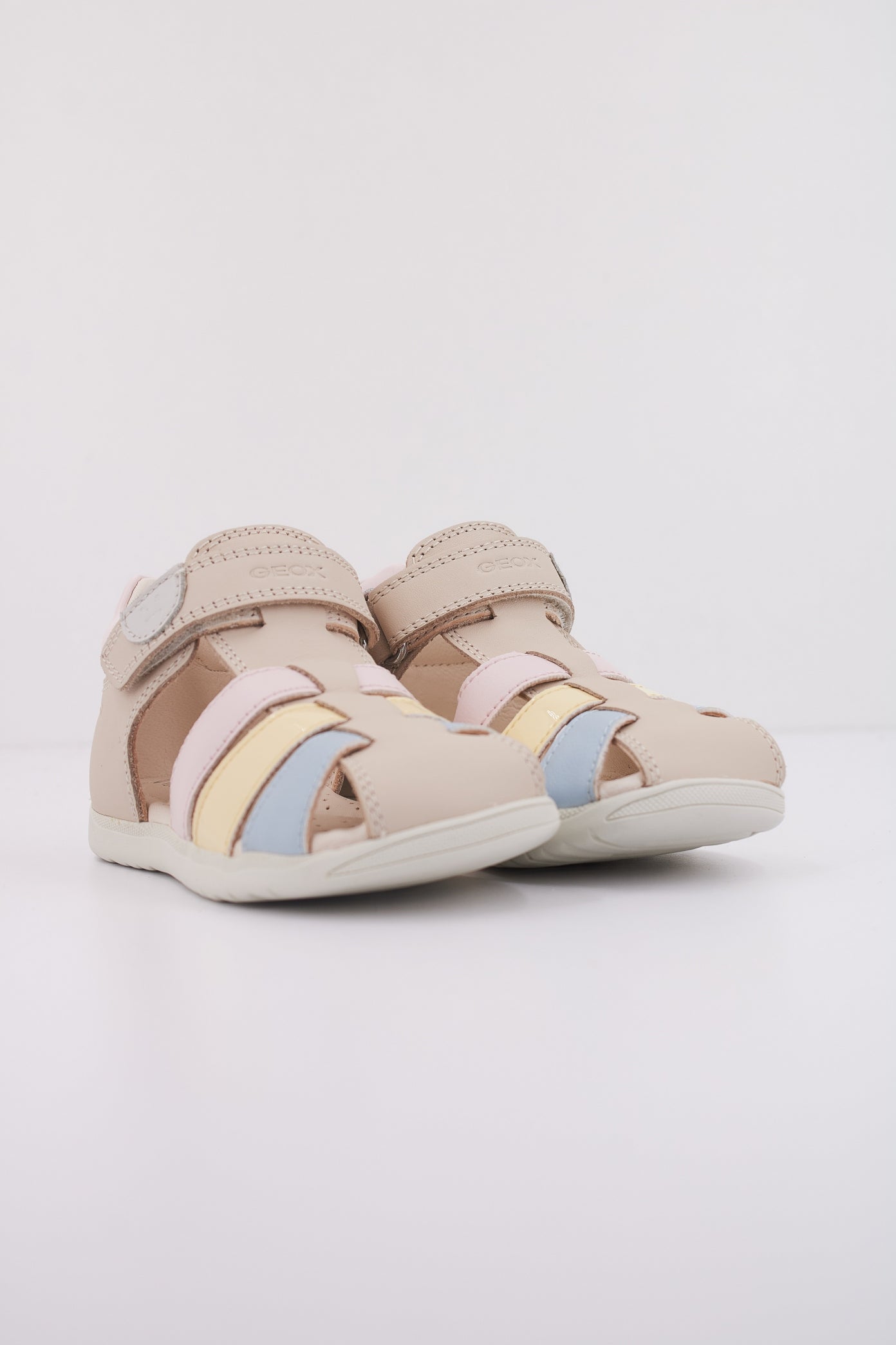 GEOX B SANDAL MACCHIA GIR en color CMM  (2)