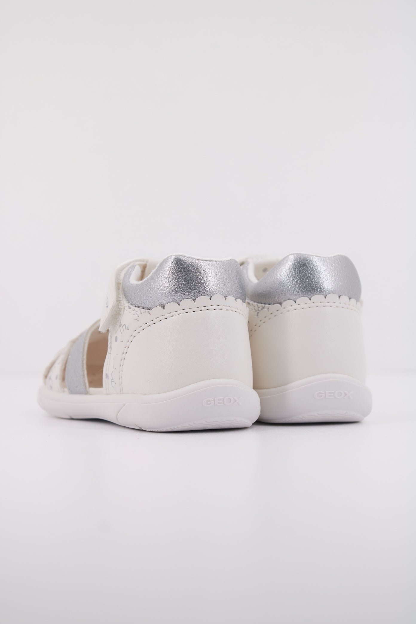 GEOX  B SANDAL ZAPITO GIR en color C  (4)