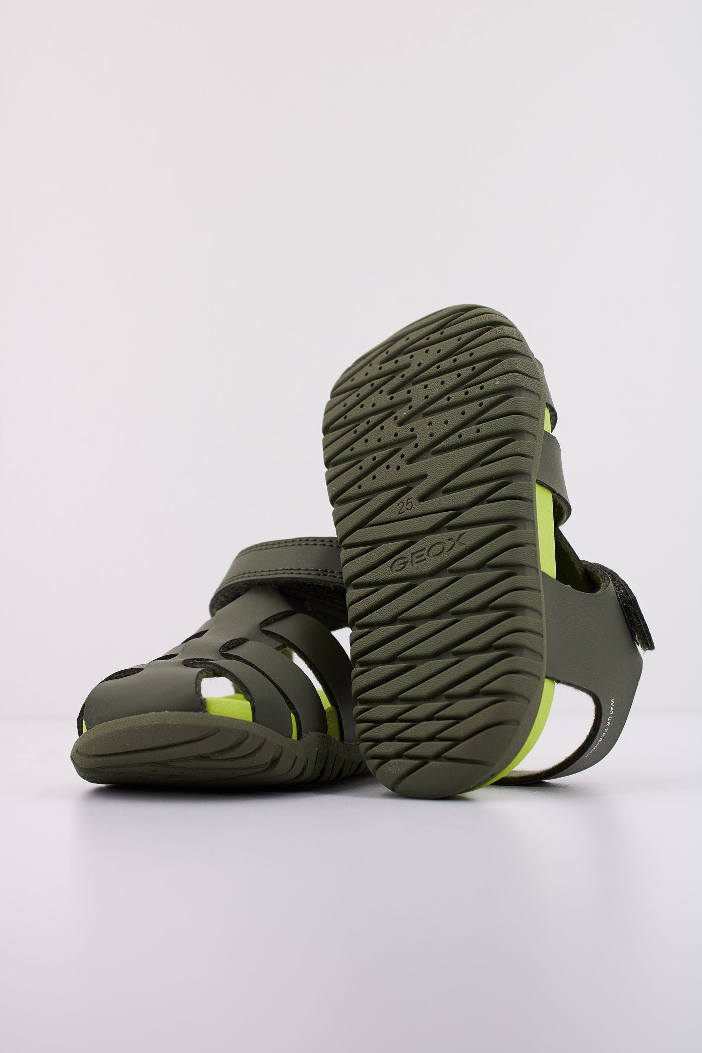 GEOX B SANDAL FUSBETTO BO en color C  (5)
