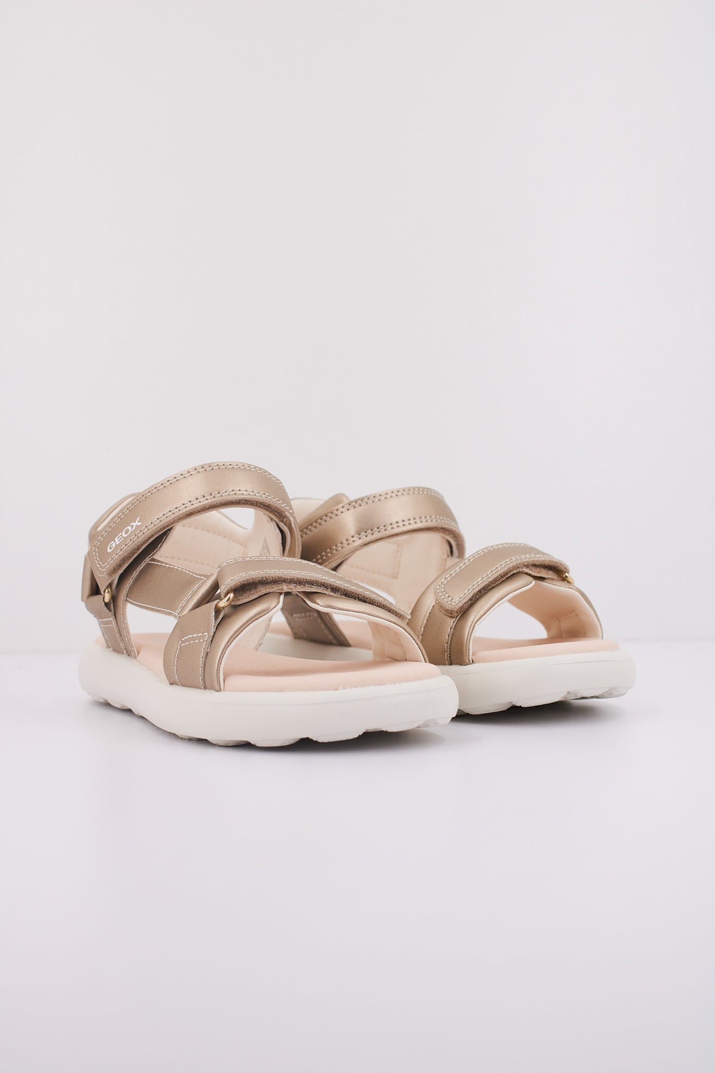 GEOX J SANDAL PUFFYPOP GI en color C  (2)