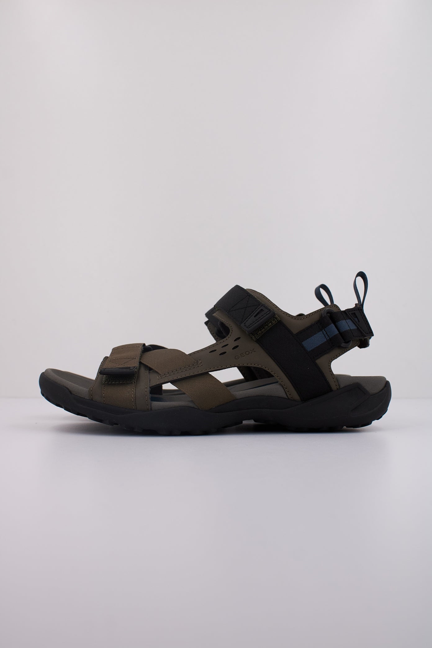 GEOX U TERRENO + GRIP en color C  (1)