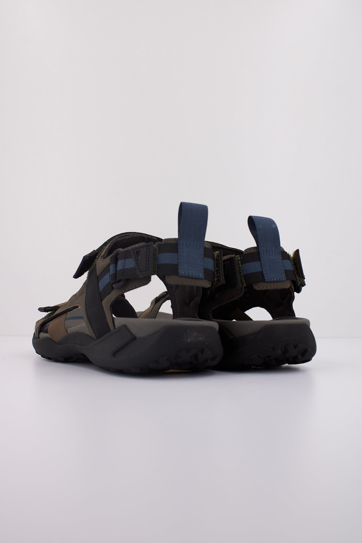 GEOX U TERRENO + GRIP en color C  (4)