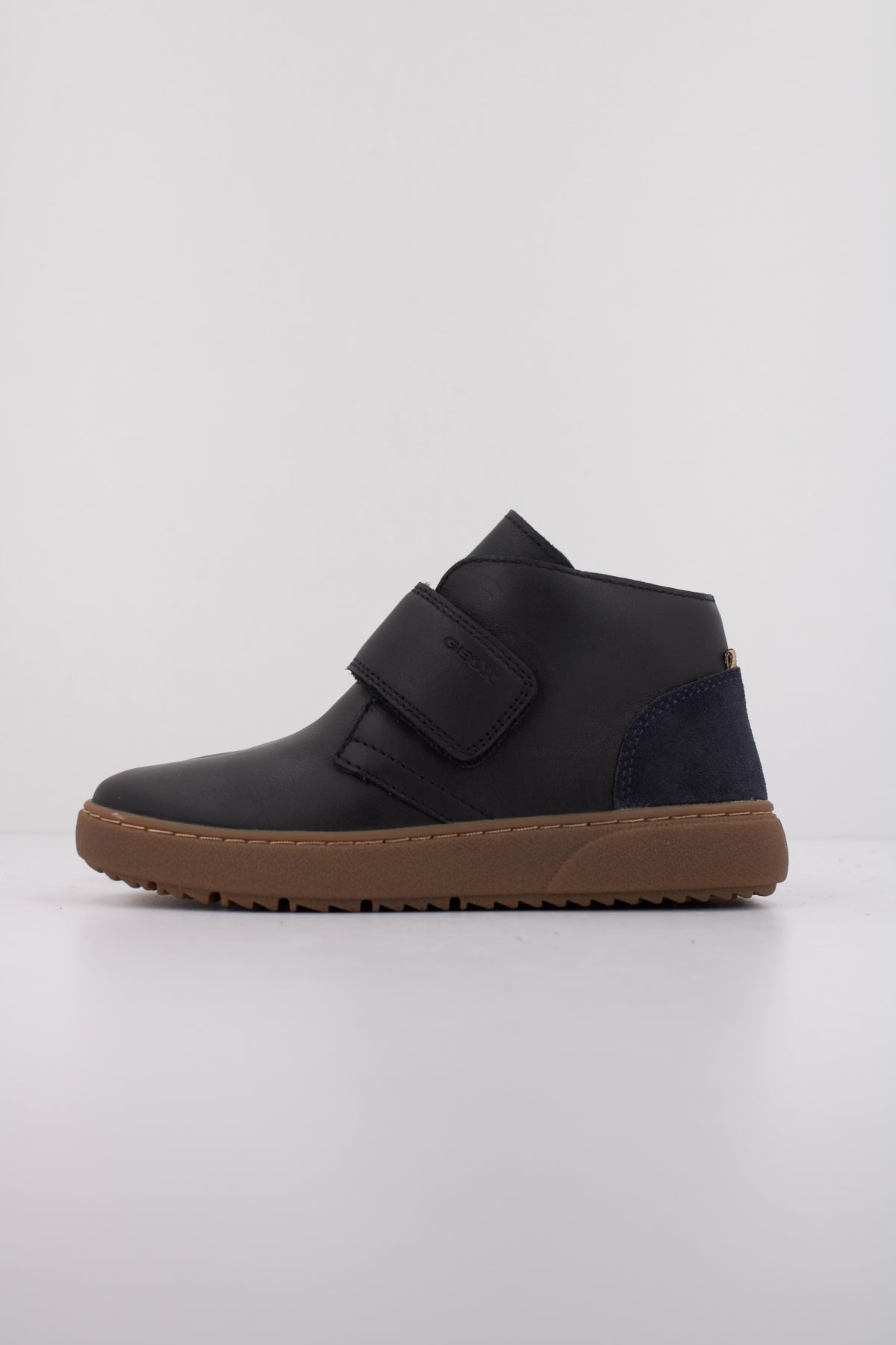 GEOX J THELEVEN BOY en color C  (1)
